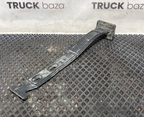 KM70013 Хомут заднего крыла для Mercedes-Benz Axor