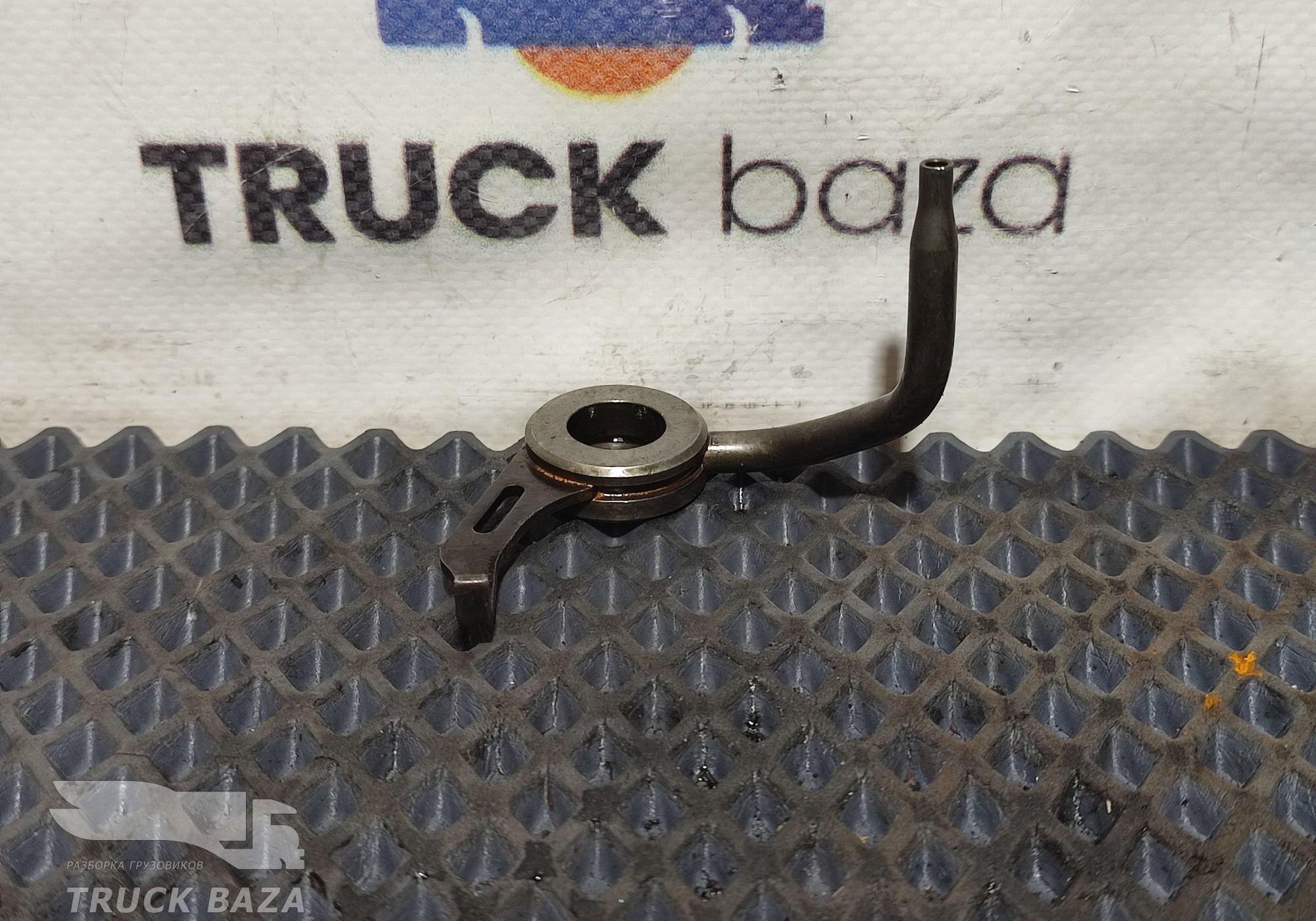 1526821 Форсунка масляная для Scania