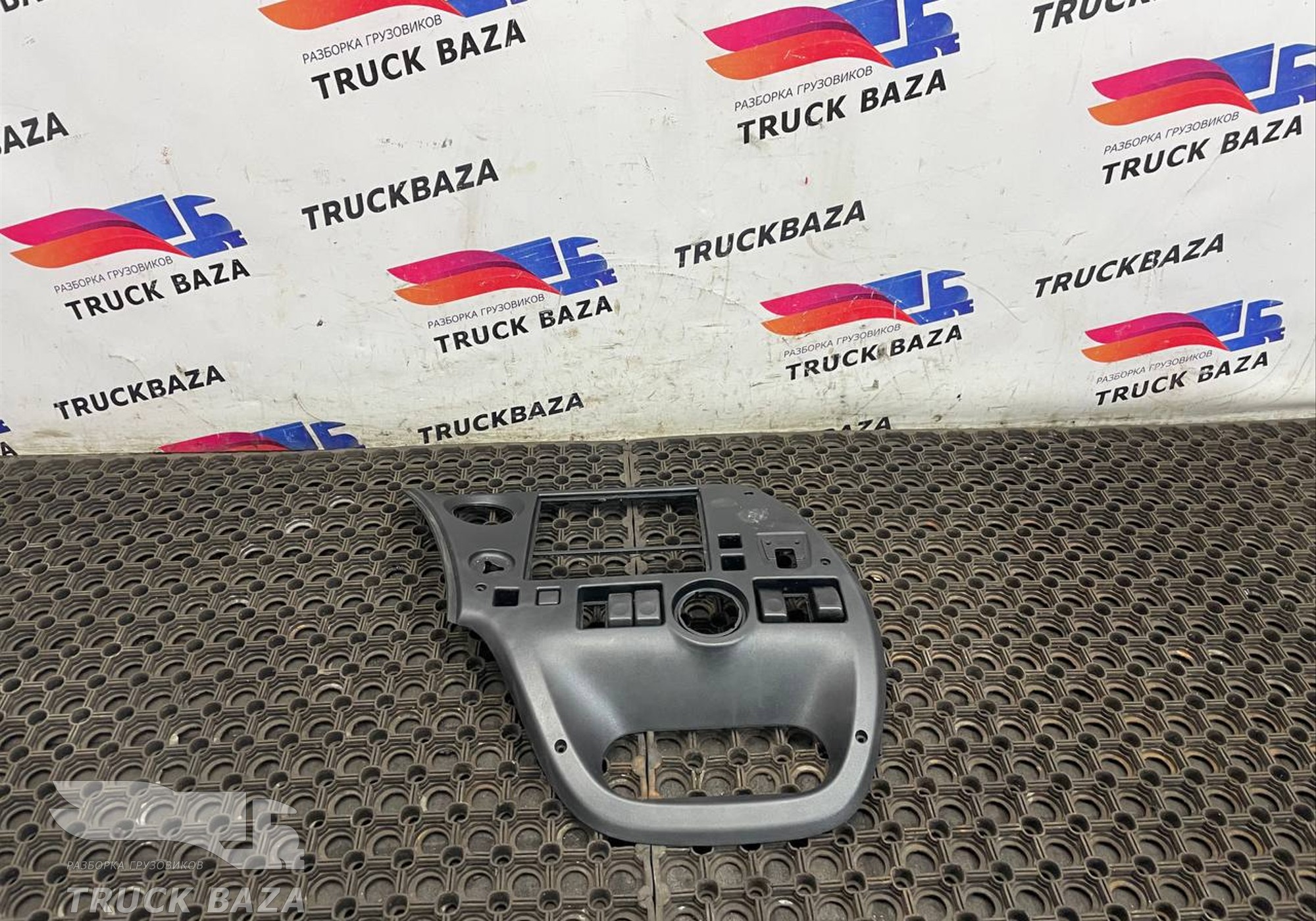 1634735 Рамка приборной панели для Daf XF105 (с 2005)