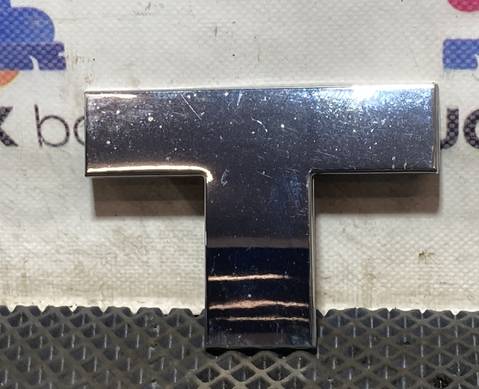 WG1664952002 Эмблема буква T для Sinotruk Sitrak C7H