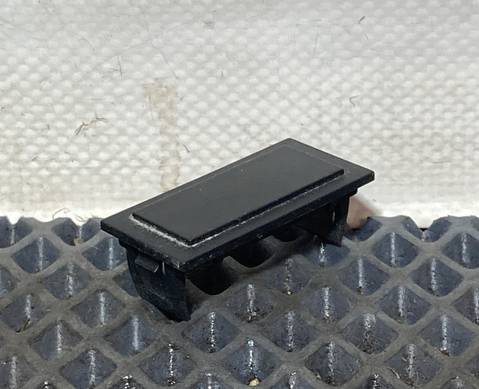 812W255036101 Заглушка кнопки для Sinotruk Sitrak C7H