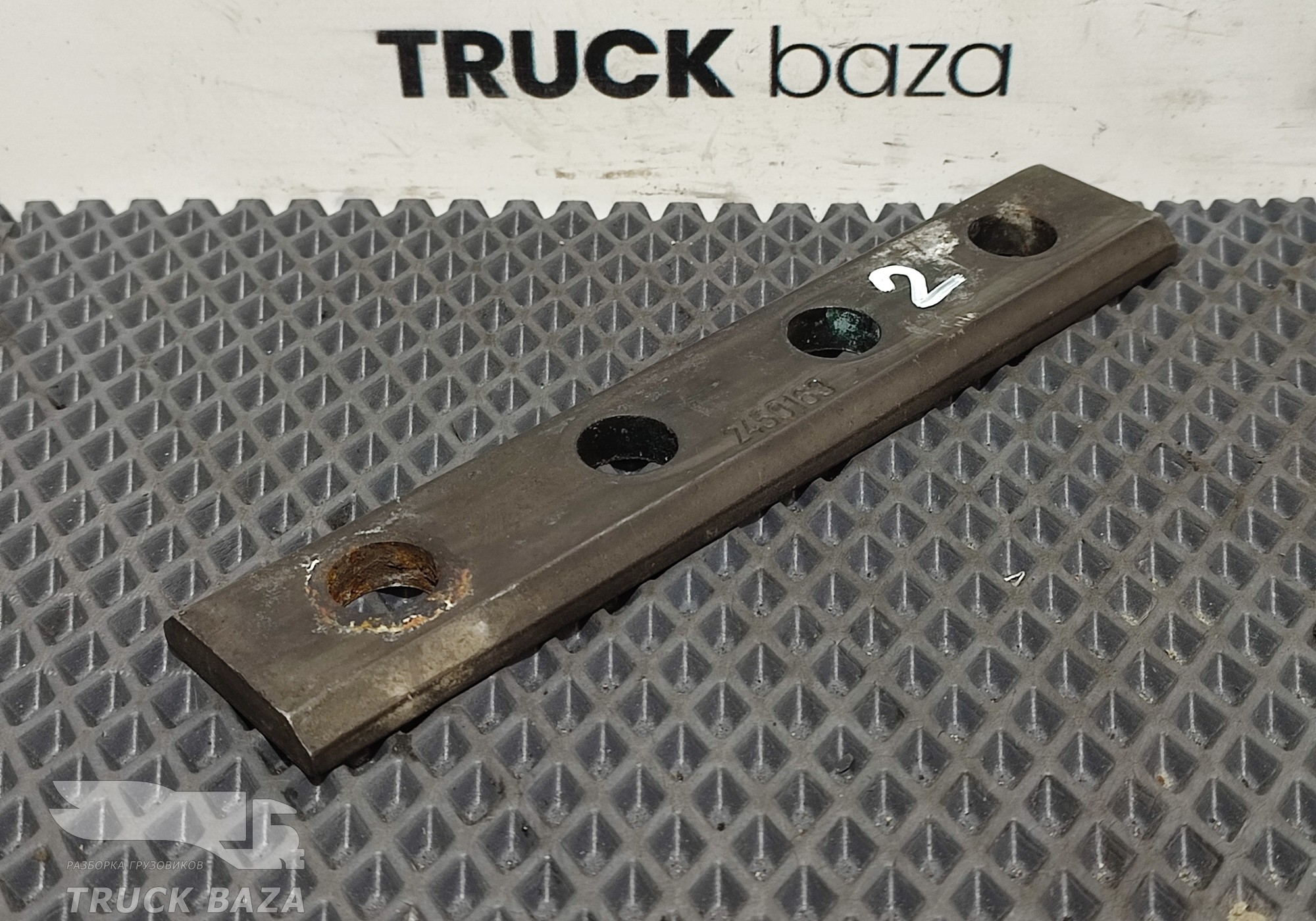 2450163 Проставка кронштейна газового оборудования для Scania 6-series R (с 2016)