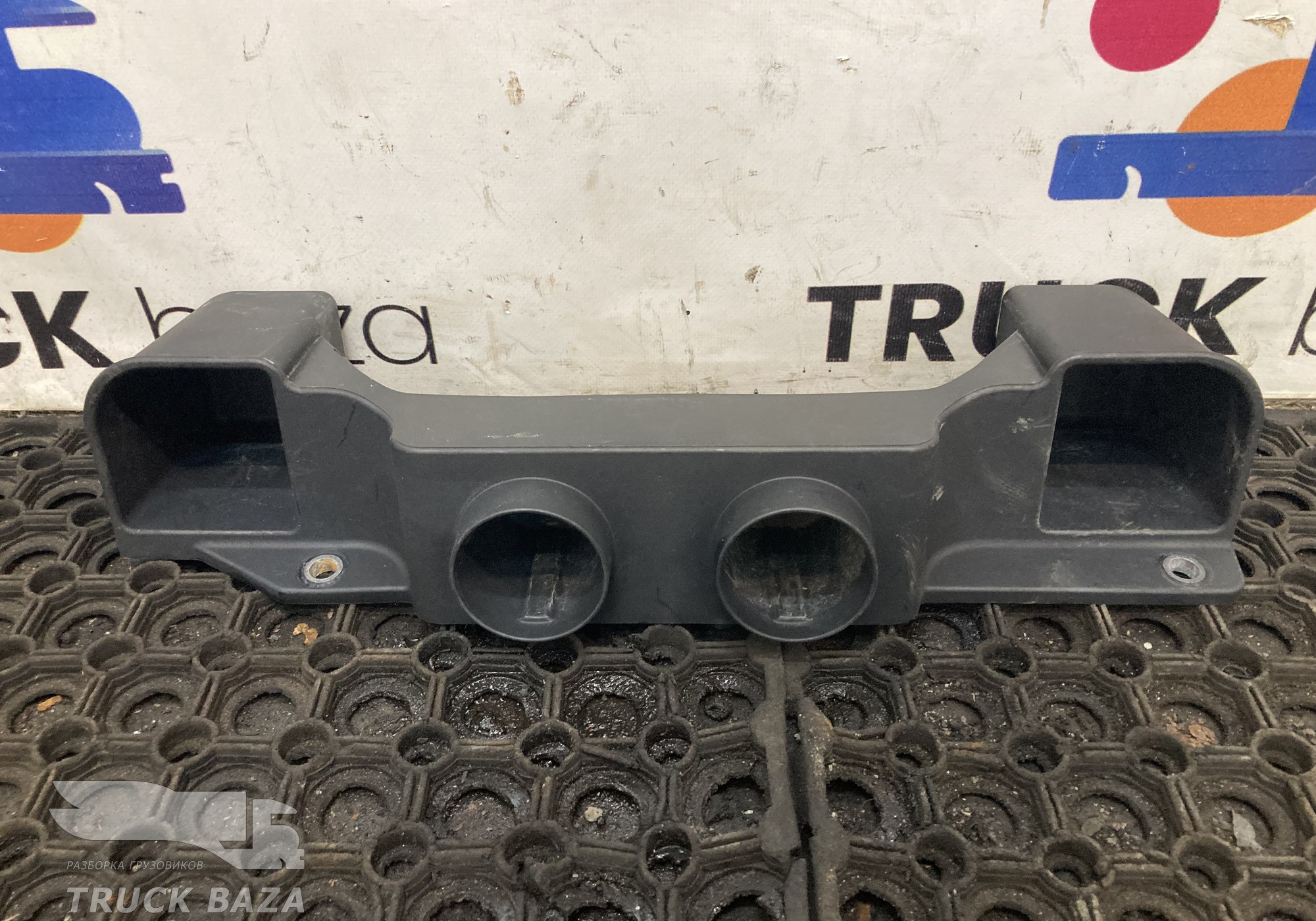 9605240113 Накладка панели для Mercedes-Benz Actros New Actros MP4 (с 2011)