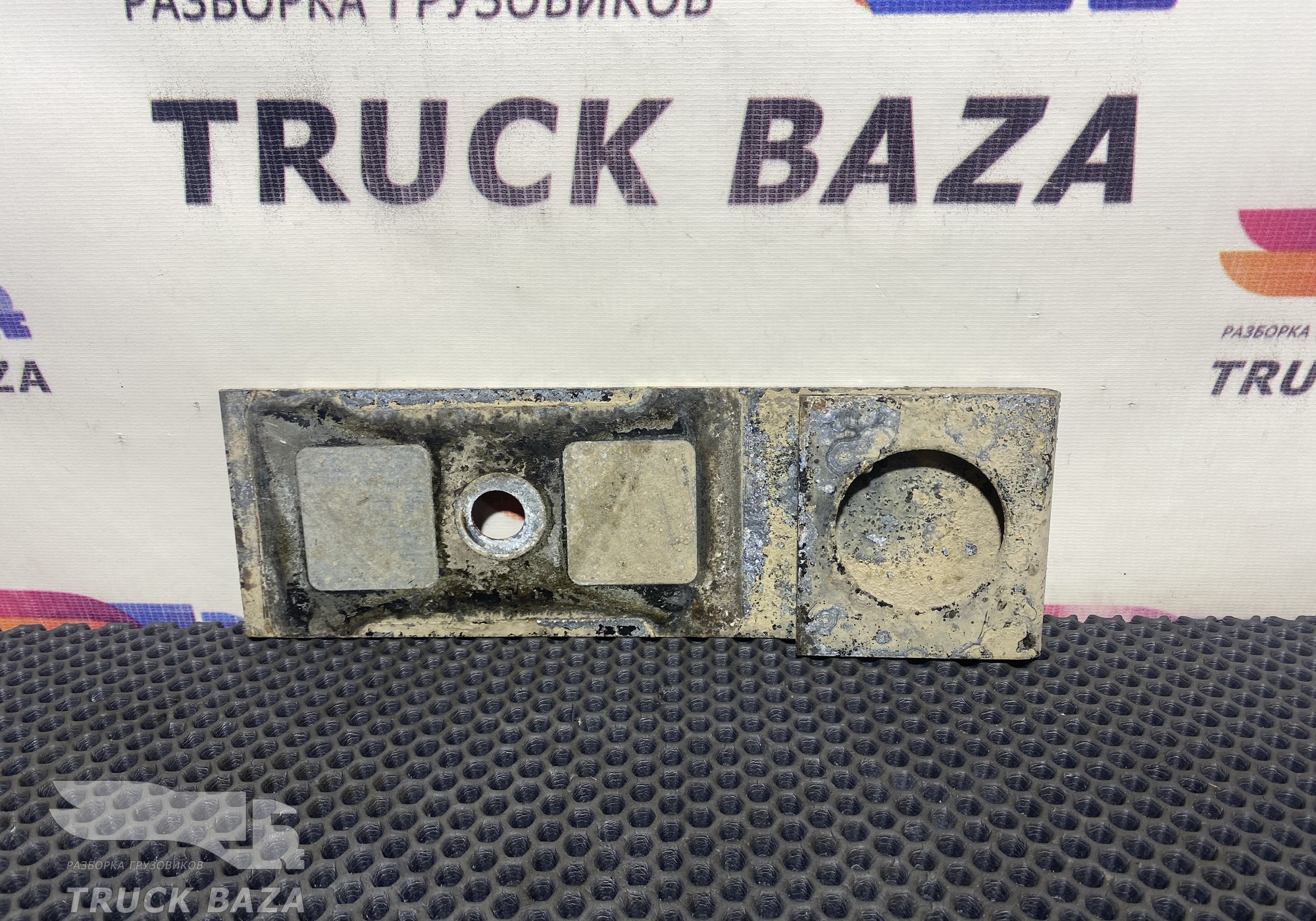 81434070152 Вкладыш рессоры для Man TGX