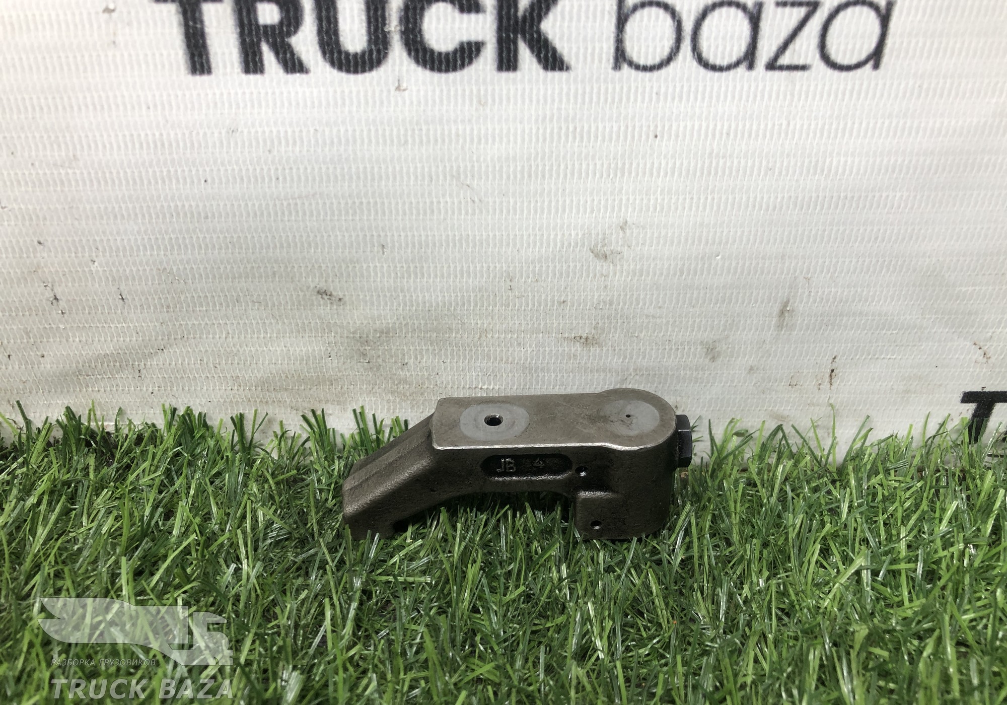 51041206008 Коромысло клапана