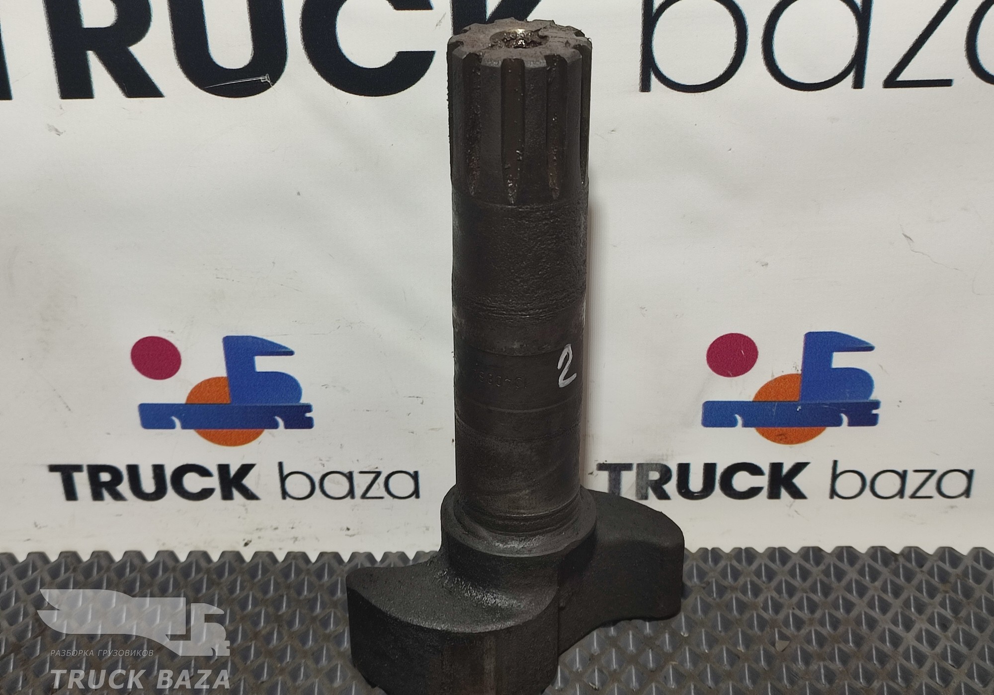 1340860 Вал тормозной передний правый