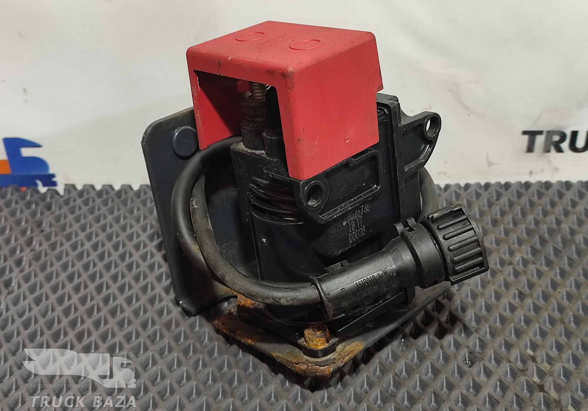 2025739 Контактор массы для Scania 5-series G (с 2004 по 2016)