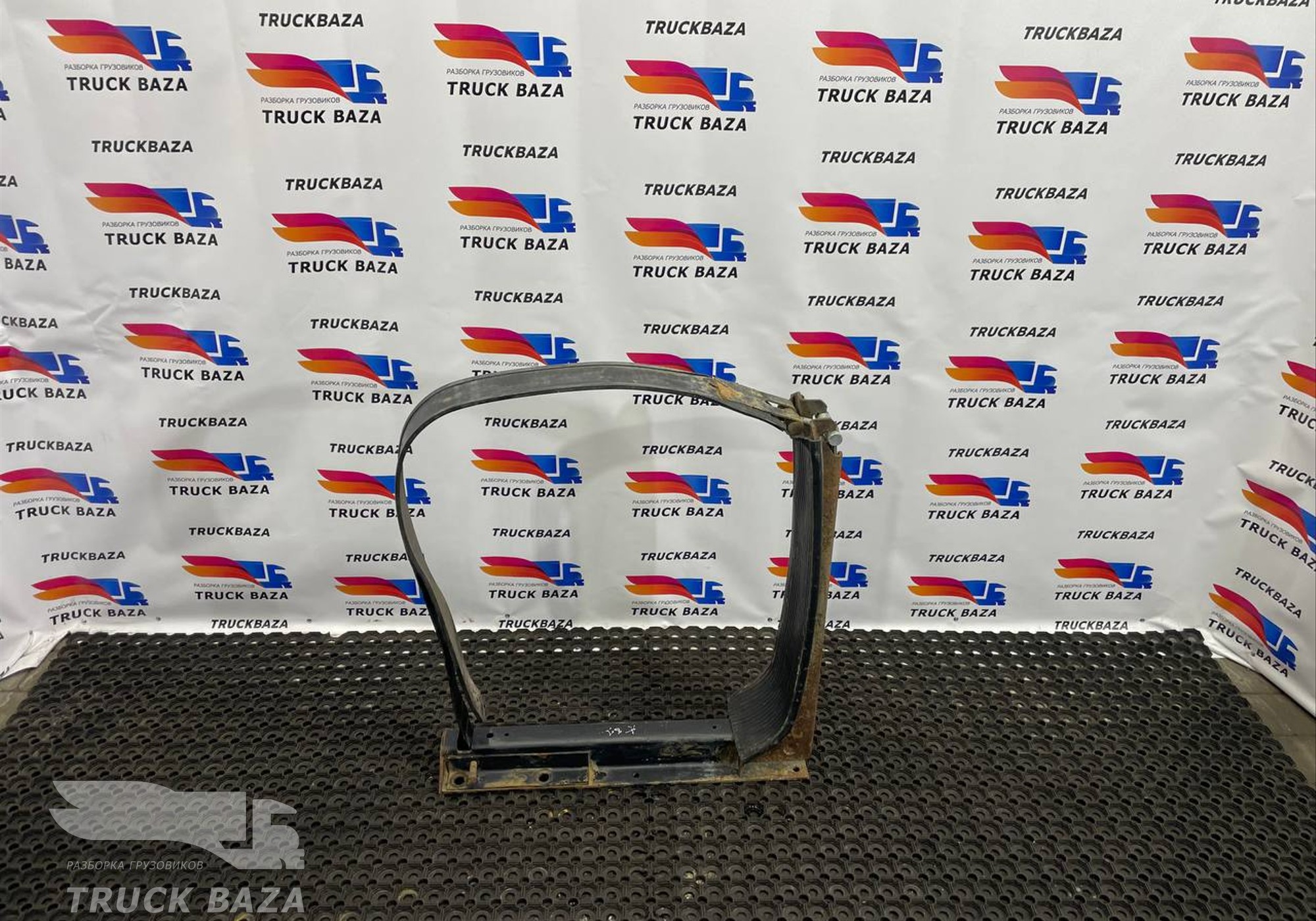 549011101104 Кронштейн топливного бака для Mercedes-Benz Actros New Actros MP4 (с 2011)