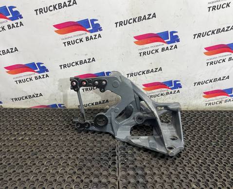 1849492 Кронштейн рессоры передний левый для Daf XF106 (с 2012)