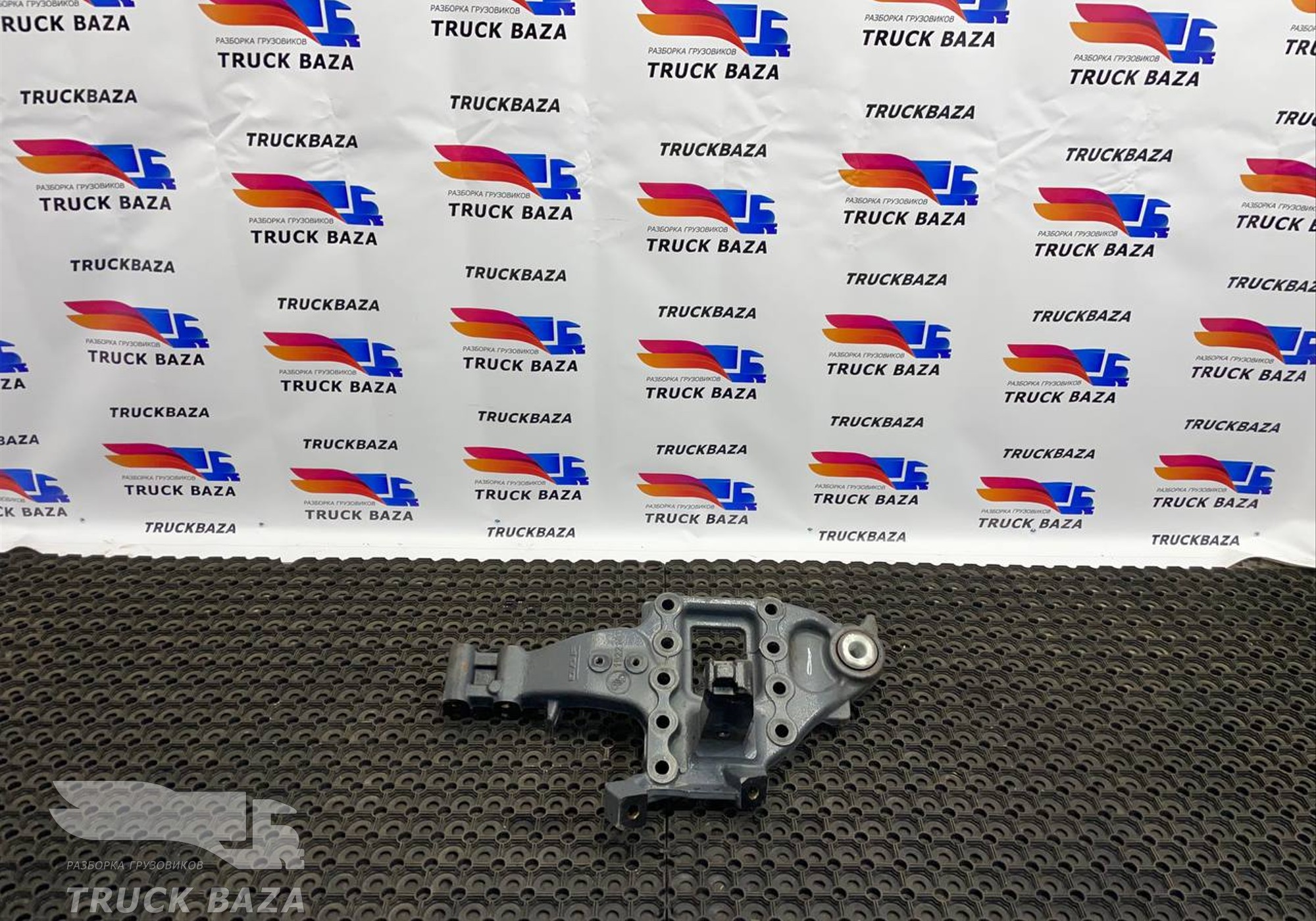 1922167 Опора пружины левая задняя для Daf XF106 (с 2012)