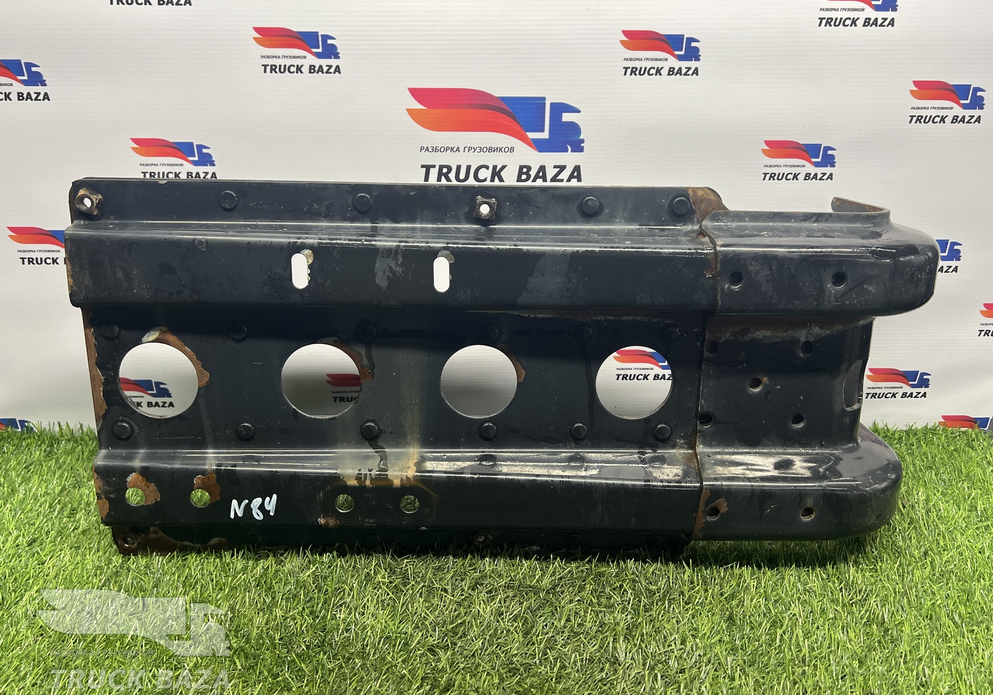 81612435430 Кронштейн крыла переднего