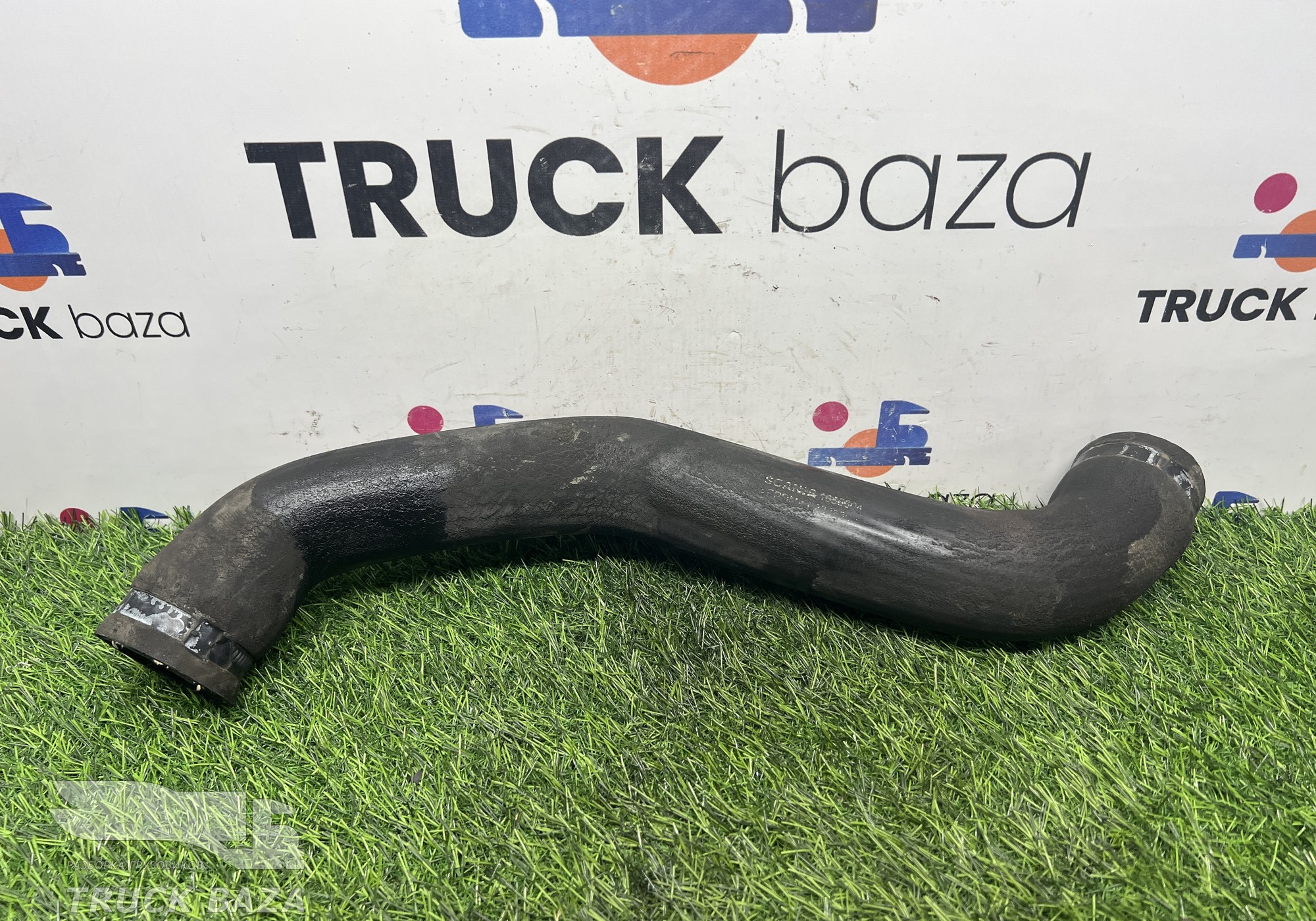 1856604 Патрубок радиатора