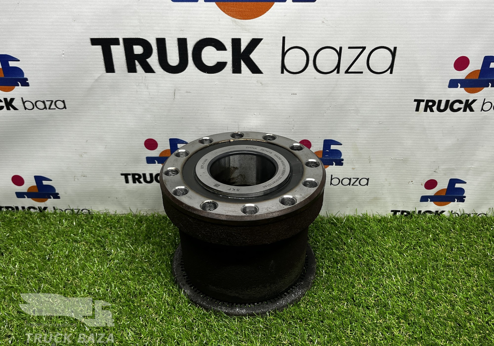 WG4071418068 Ступица передняя для Sinotruk Sitrak C7H