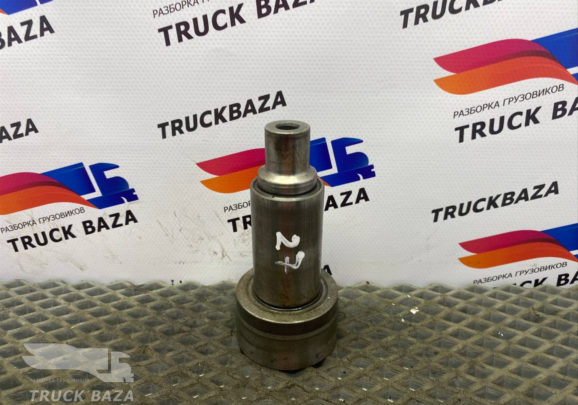 20785053 Ось шестерни задней передачи КПП для Volvo FH 2 (с 2002 по 2008)