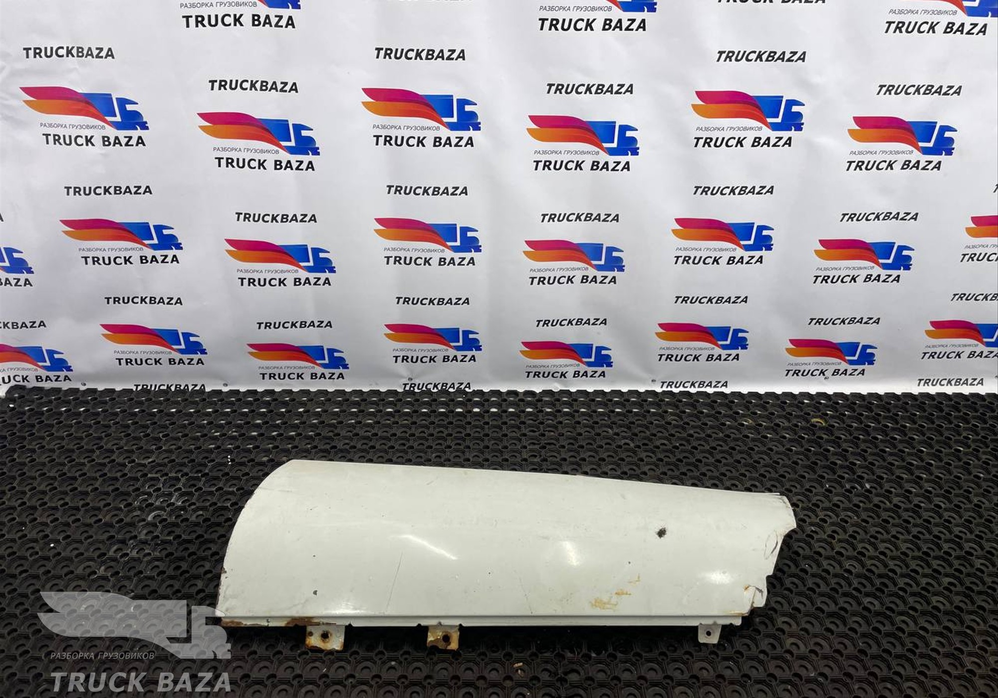 20379176 Дефлектор кабины правый для Volvo FH FH13 (с 2002 по 2008)