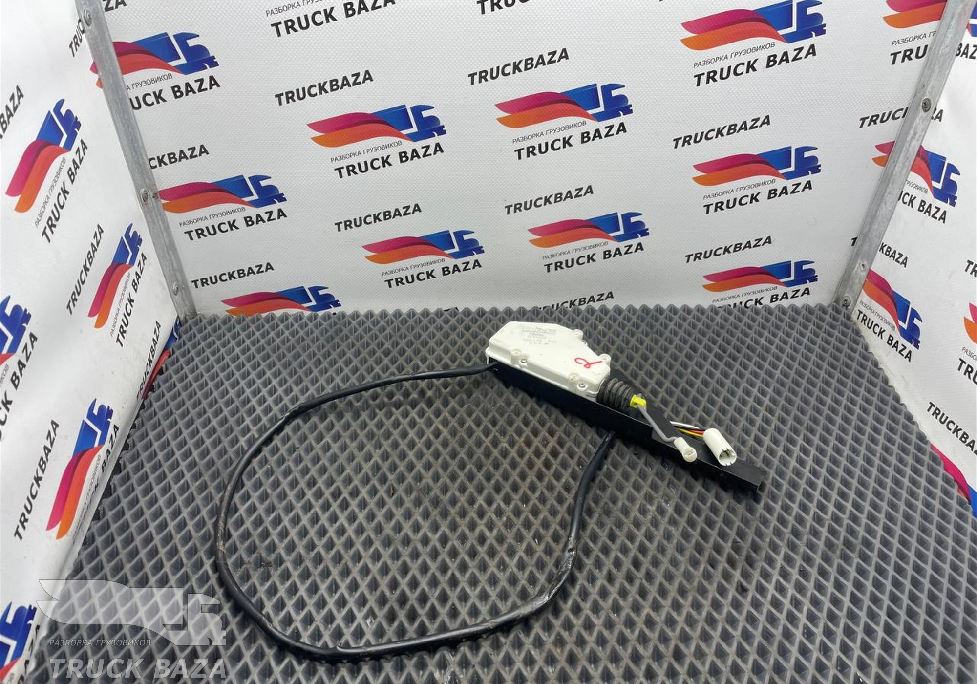 1339022 Активатор замка двери для Daf XF105 (с 2006 по 2020)