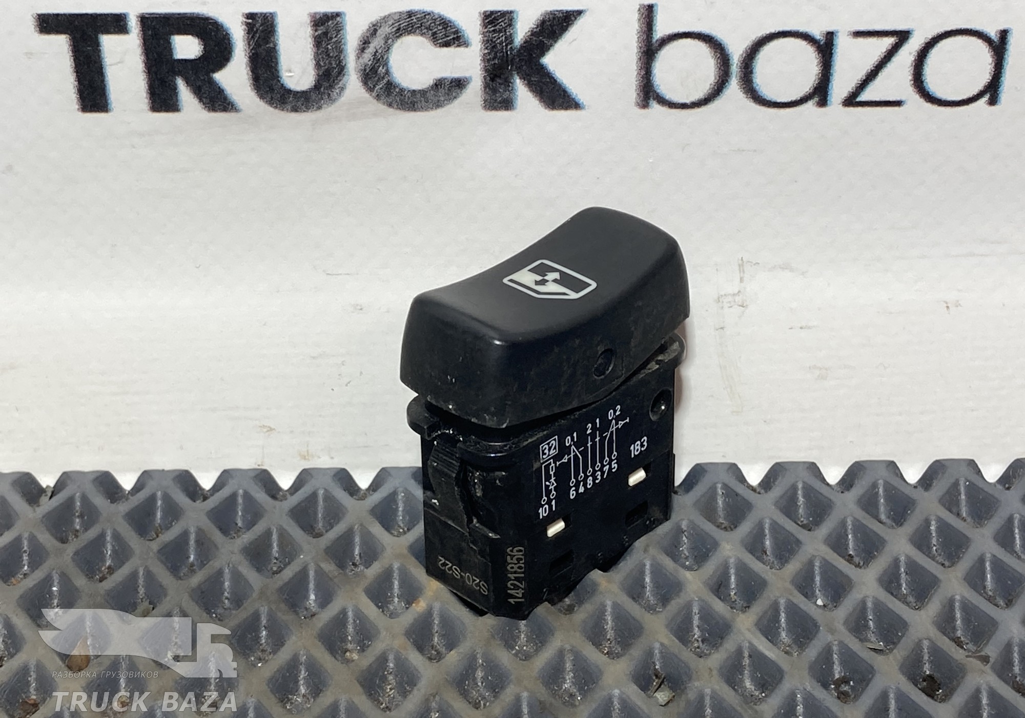 1421856 Кнопка стеклоподъемника