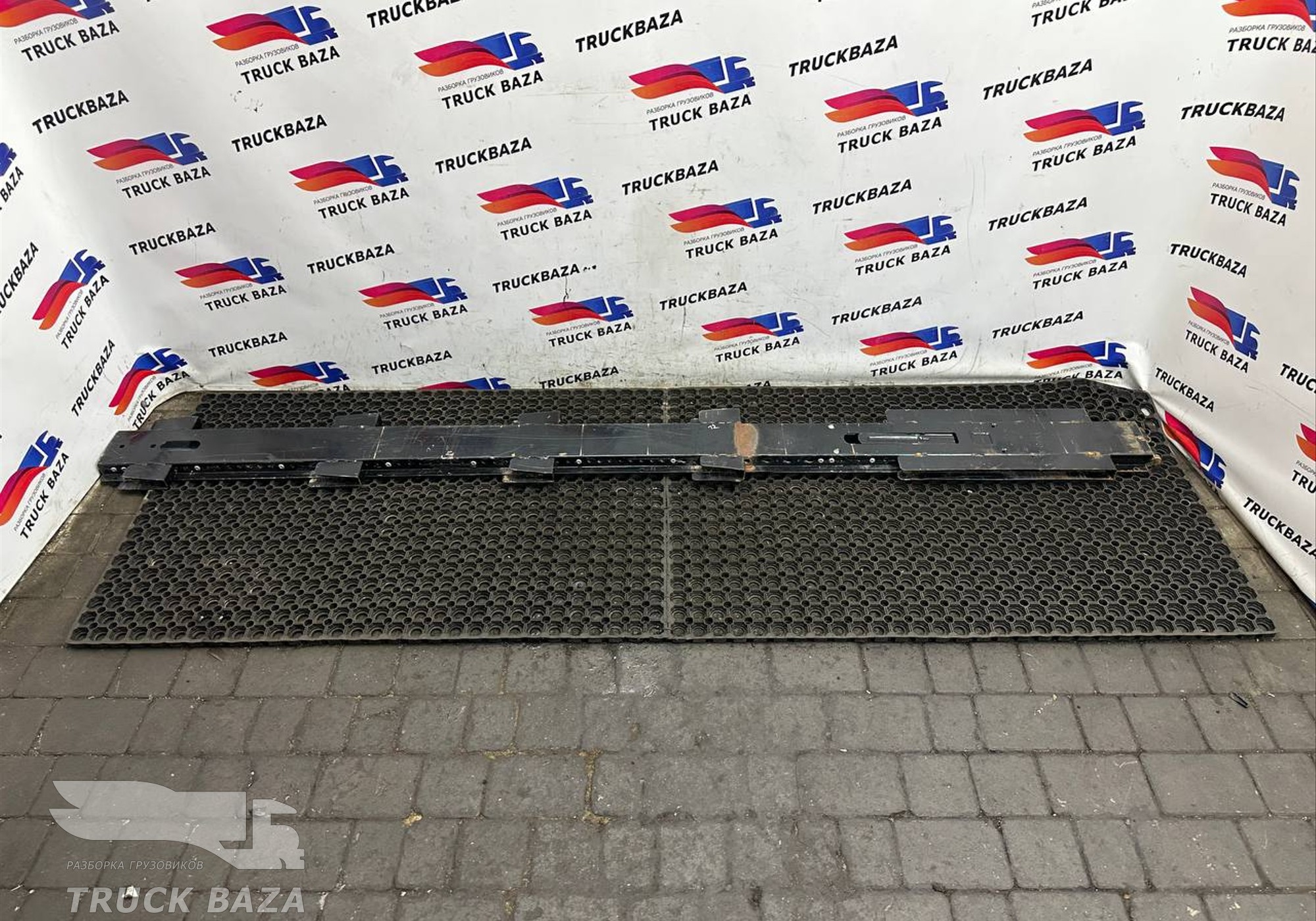 1182524 Средняя стойка полуприцепа для Полуприцепы Schmitz