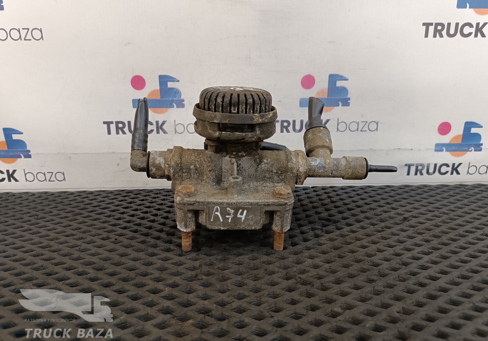 9730110040 Клапан ускорительный для Mercedes-Benz Atego