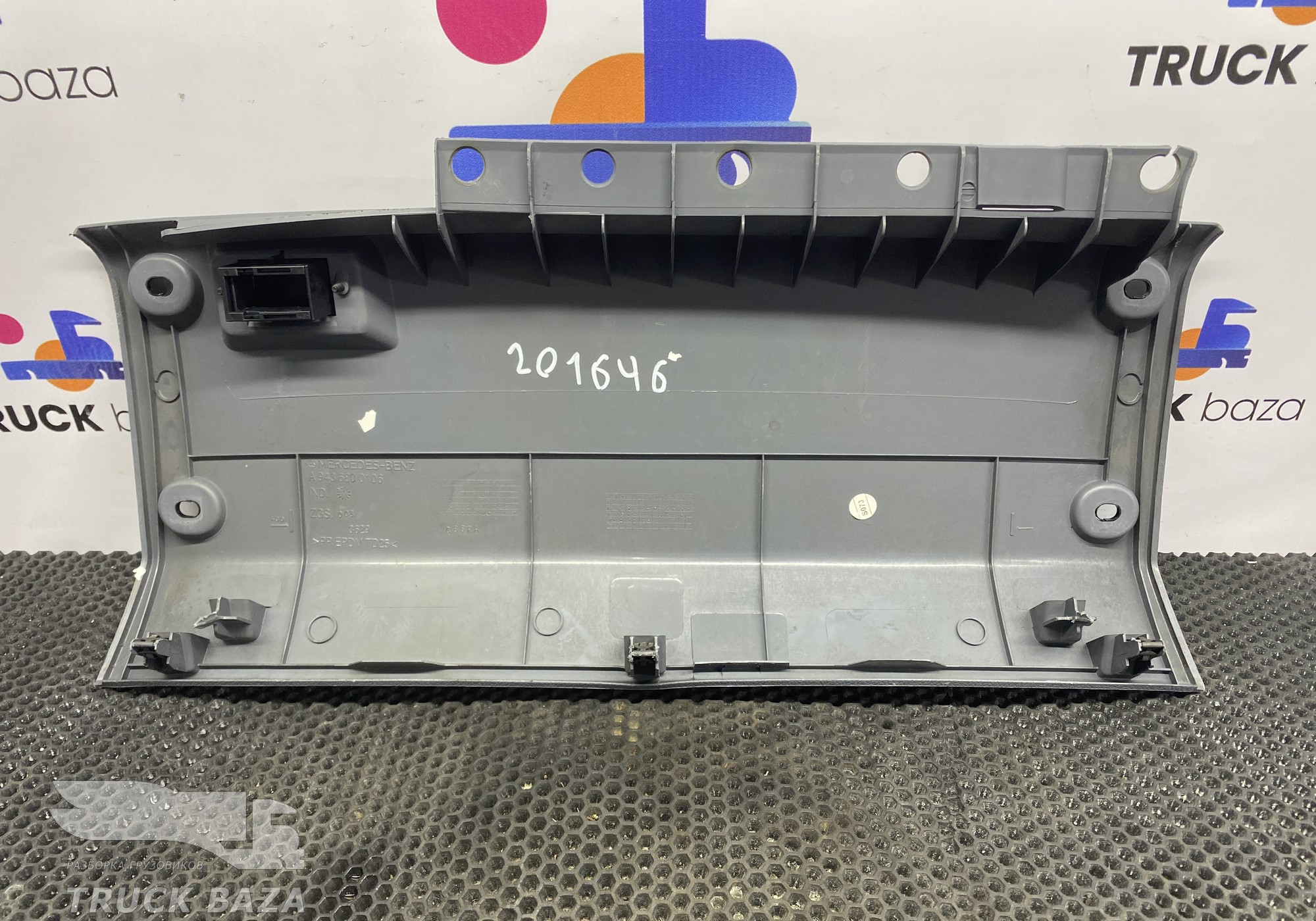 A9436800106 Накладка панели приборов для Mercedes-Benz Actros