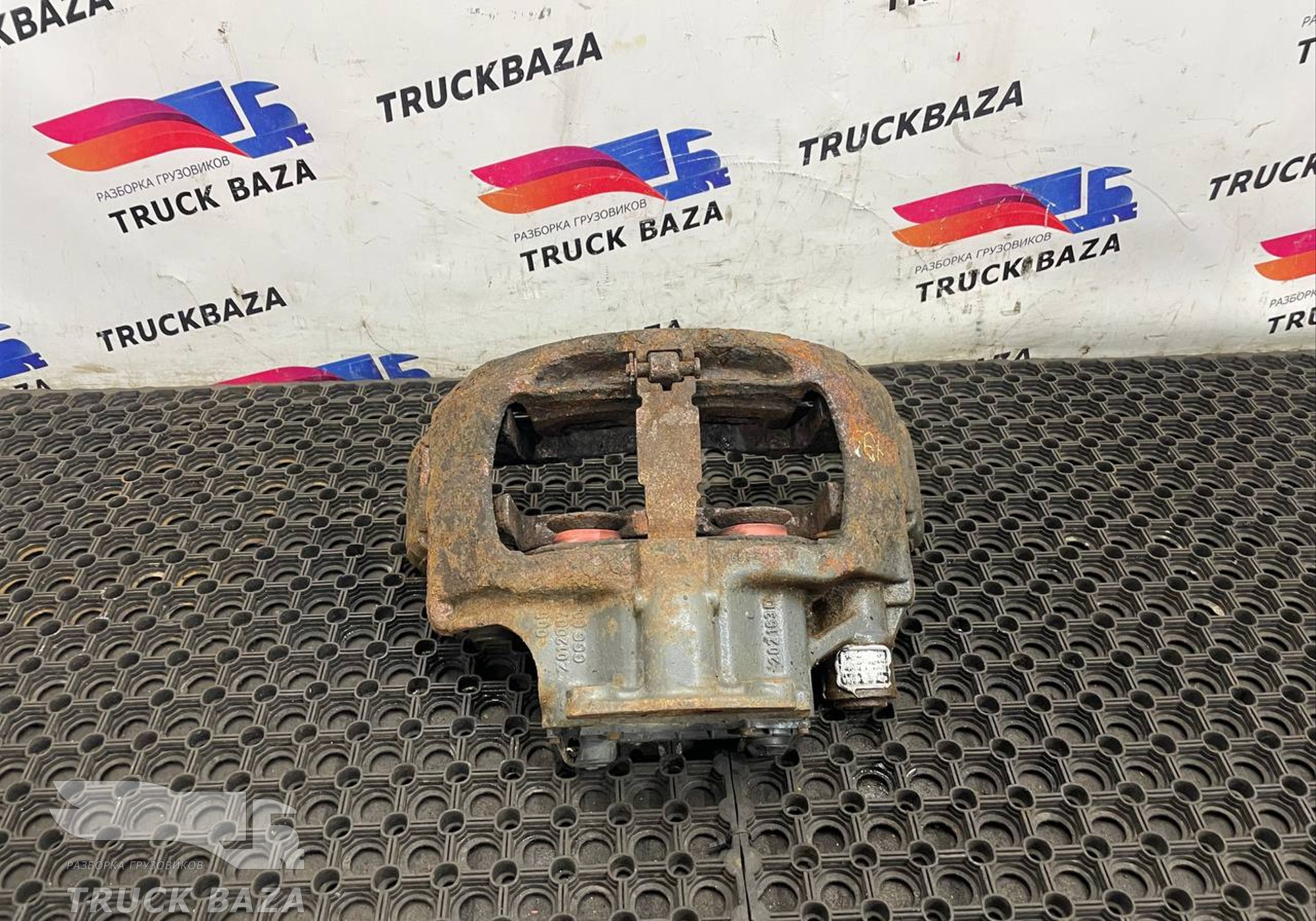 1658010 Суппорт передний правый/задний левый для Daf XF105 (с 2005)