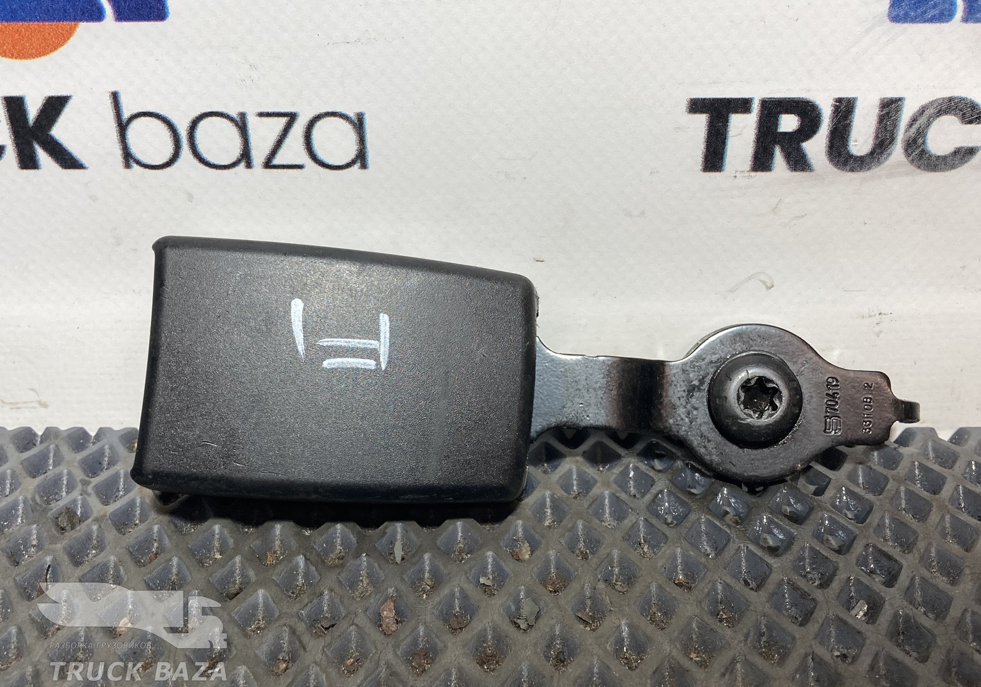 631331100 Замок ремня безопасности для Полуприцепы Нефаз