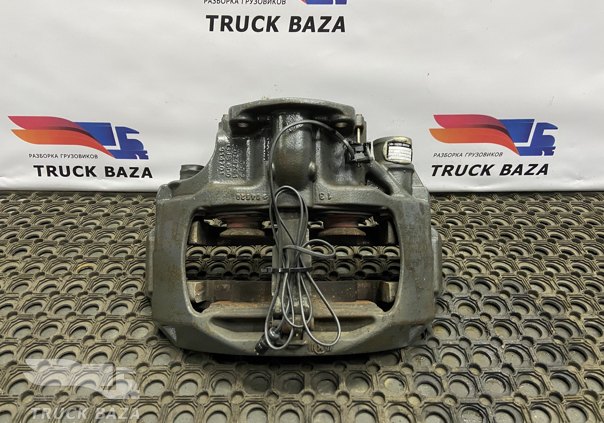 1862301 Суппорт передний левый/задний правый