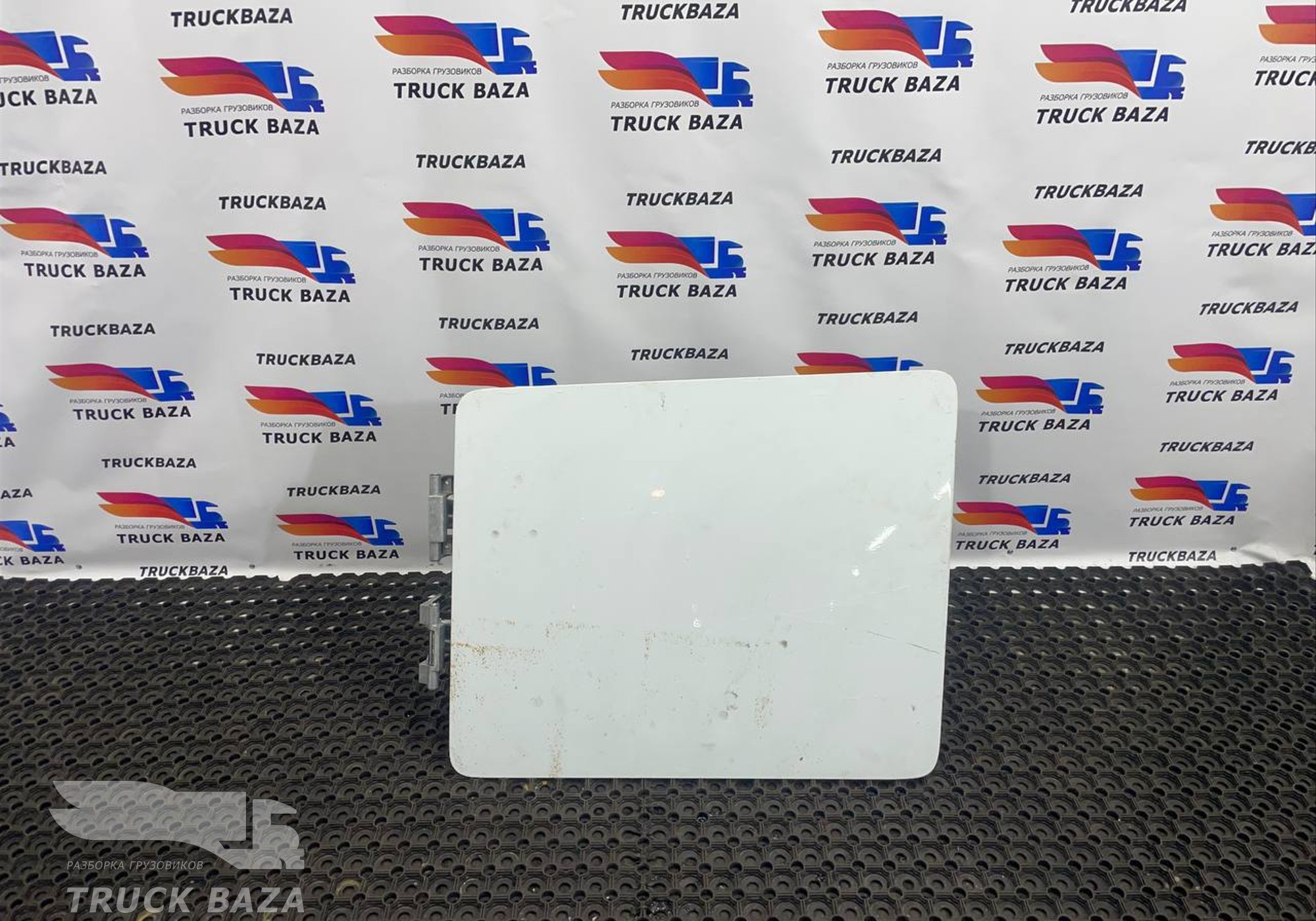 A9607502703 Крышка инструментального ящика левая для Mercedes-Benz Actros New Actros MP4 (с 2011)