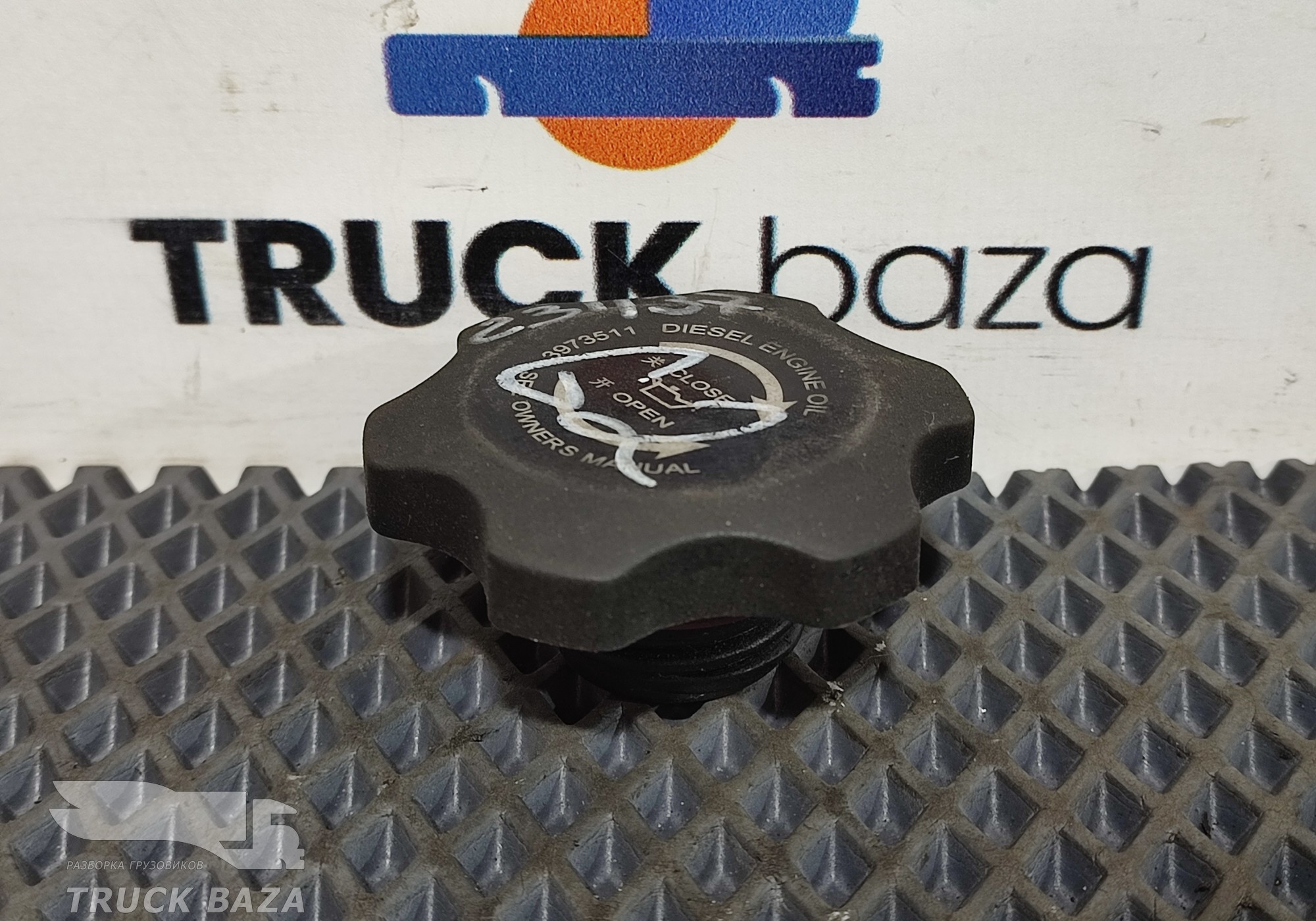 3973511 Крышка маслозаливной горловины для DongFeng GX DFH4180