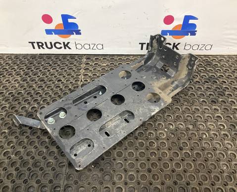 81612435430 Кронштейн крыла переднего для Man TGX I (с 2007)