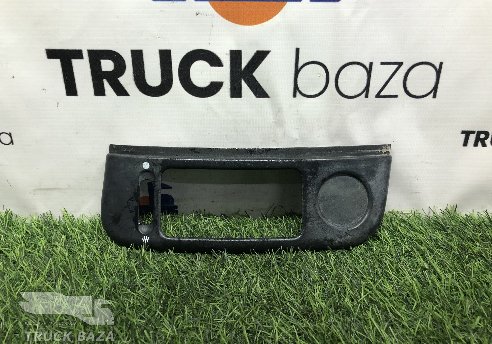 1308504 Накладка дефлектора правая для Daf XF105 (с 2005)