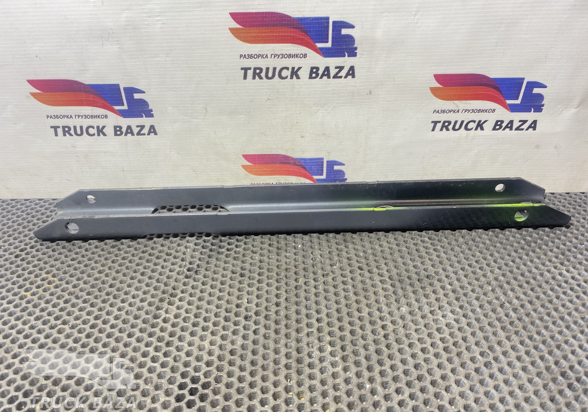 1679755 Кронштейн ресивера для Daf CF