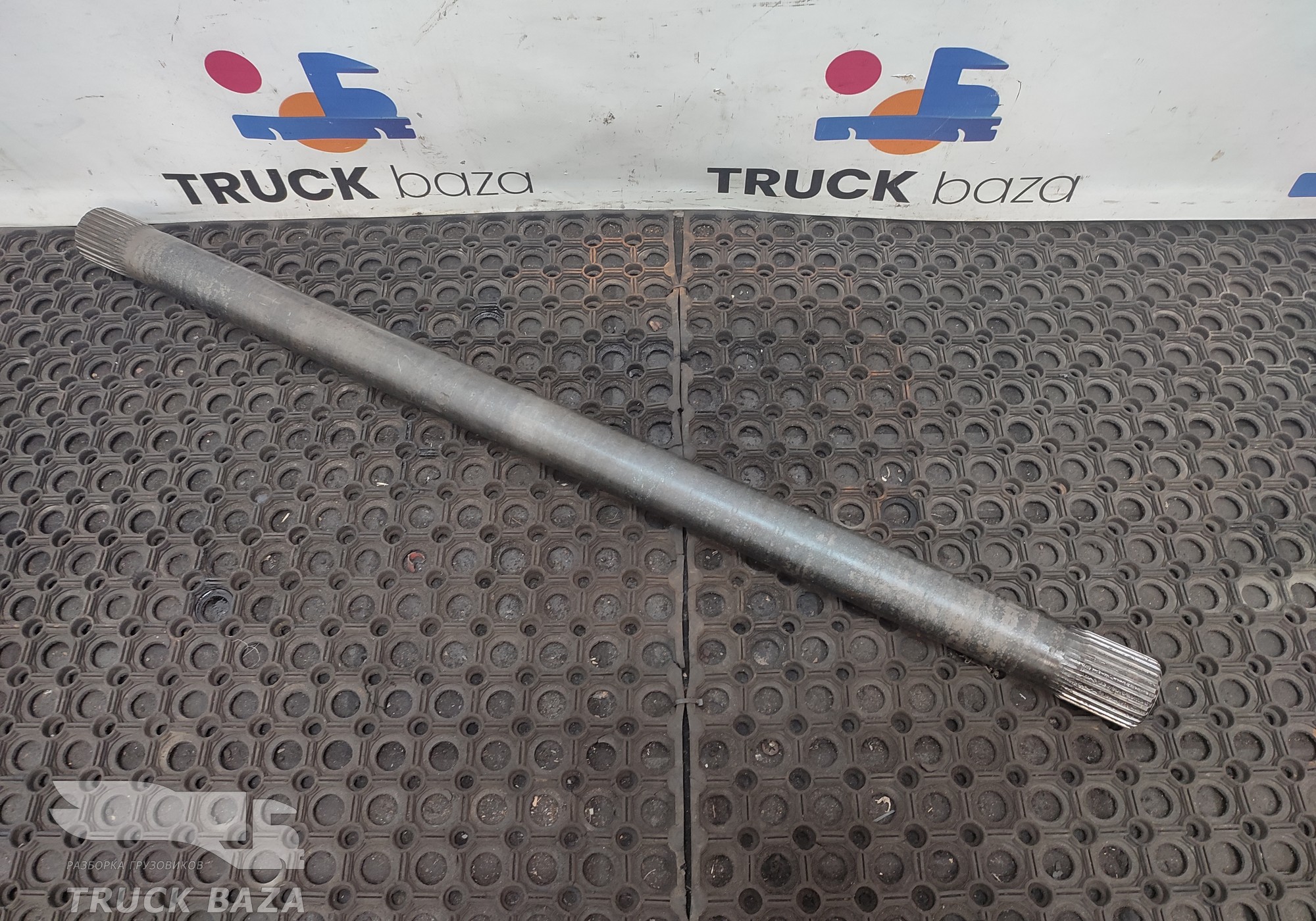 1761195 Полуось задняя 1093 мм для Scania