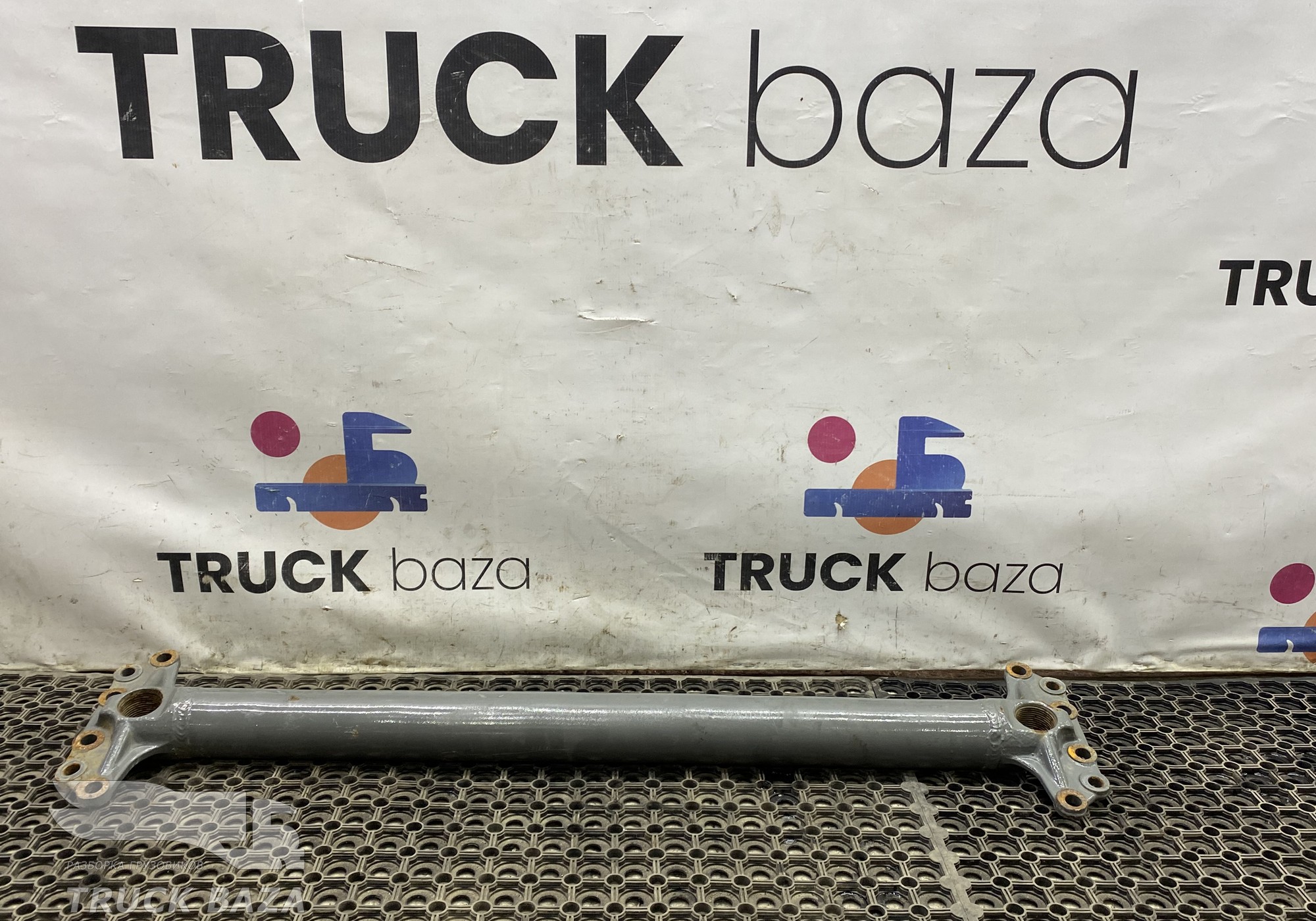 711W412805282 Траверса рамы для Sinotruk Sitrak C7H