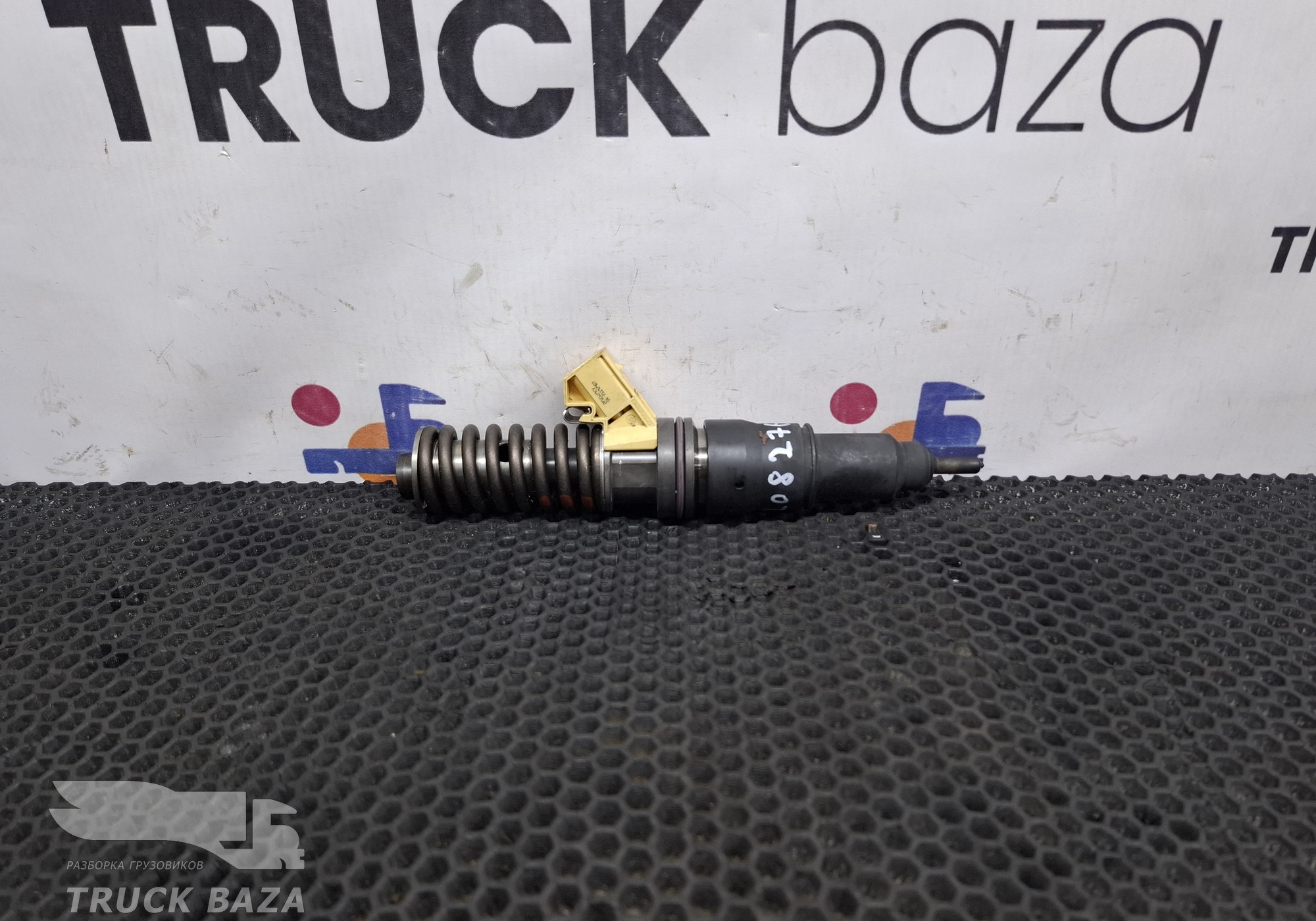 22254568 Форсунка топливная для Renault T