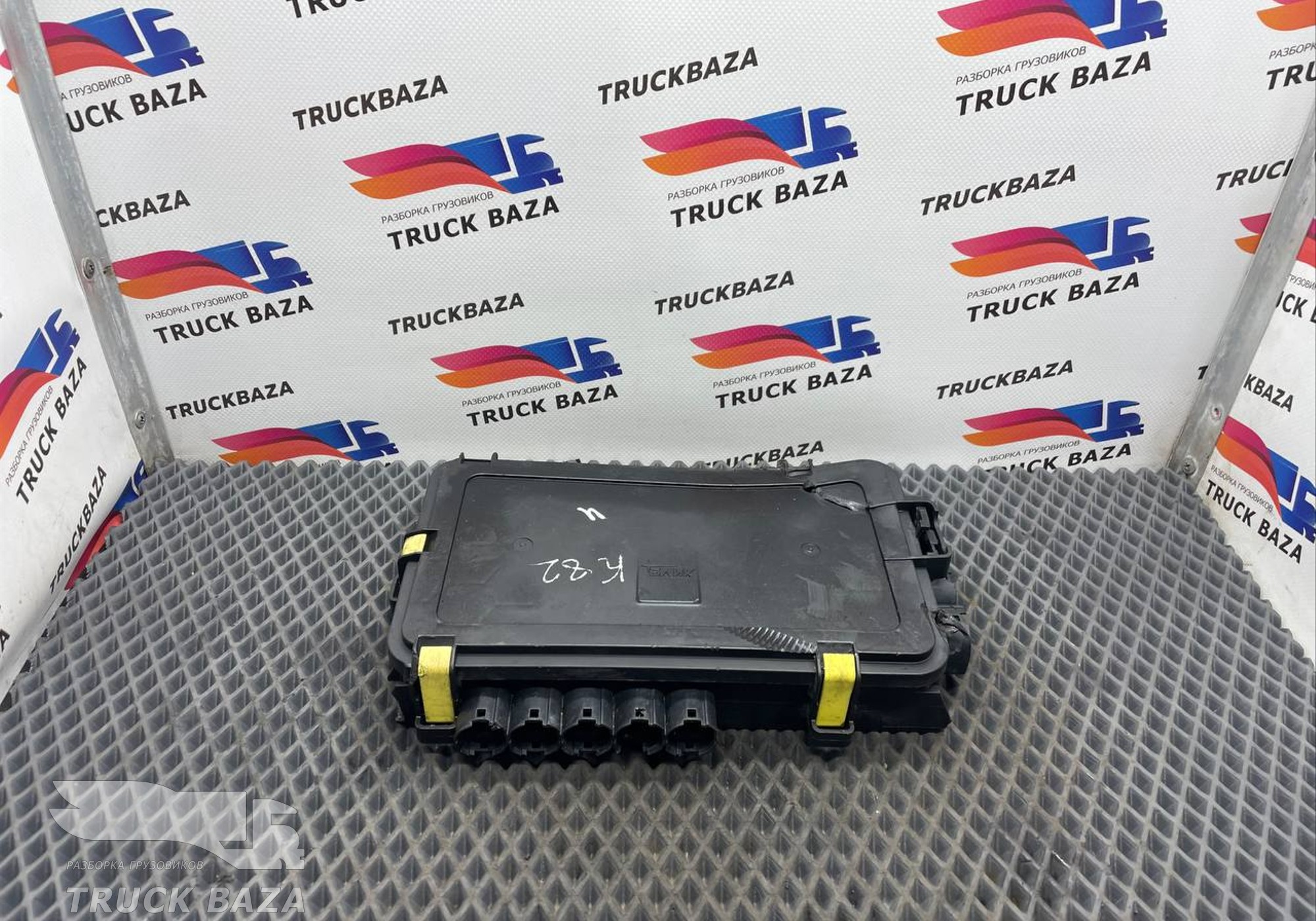 0301187 Блок предохранителей для КАМАЗ 54901