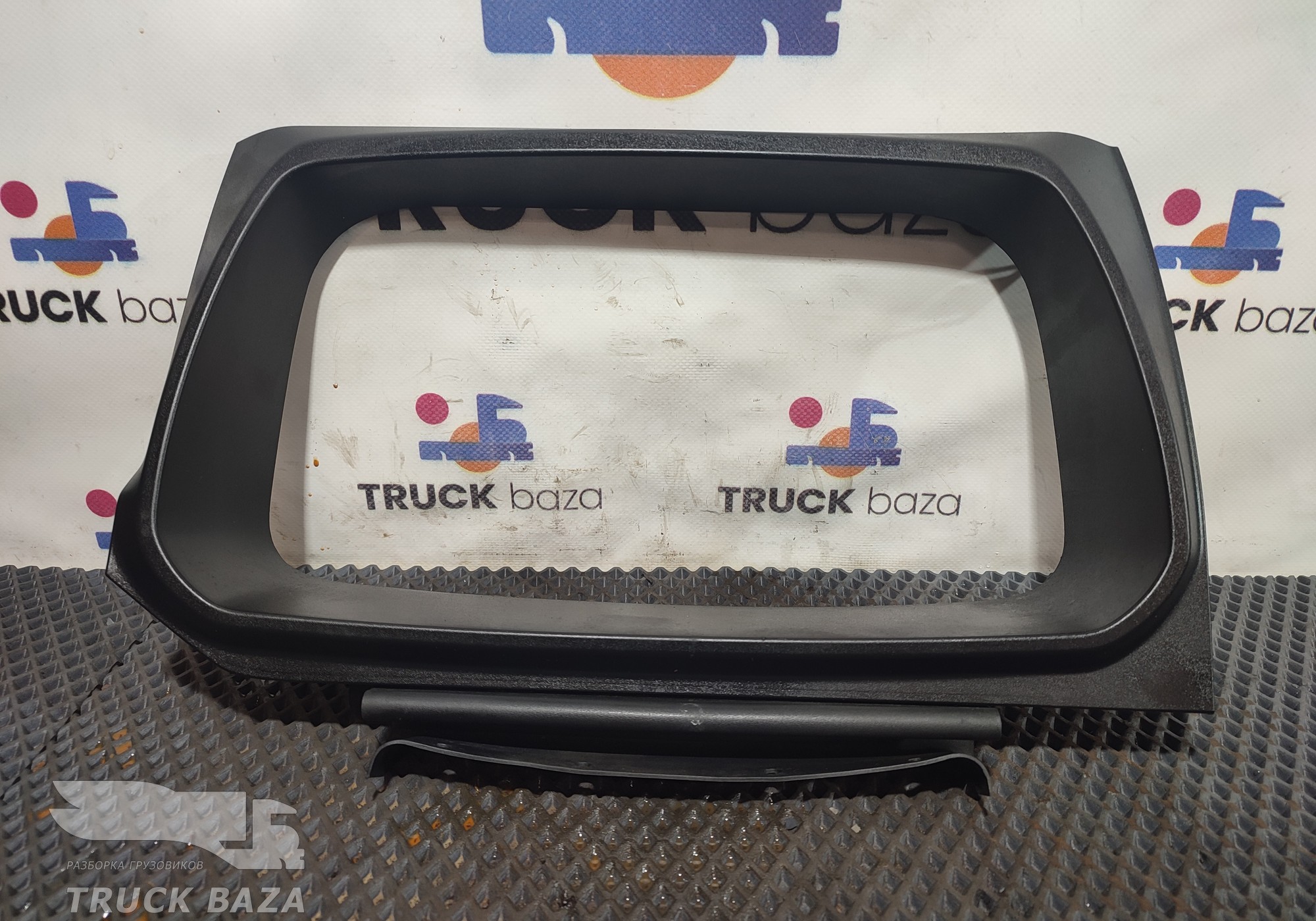 549015325056 Накладка панели приборов для КАМАЗ 54901