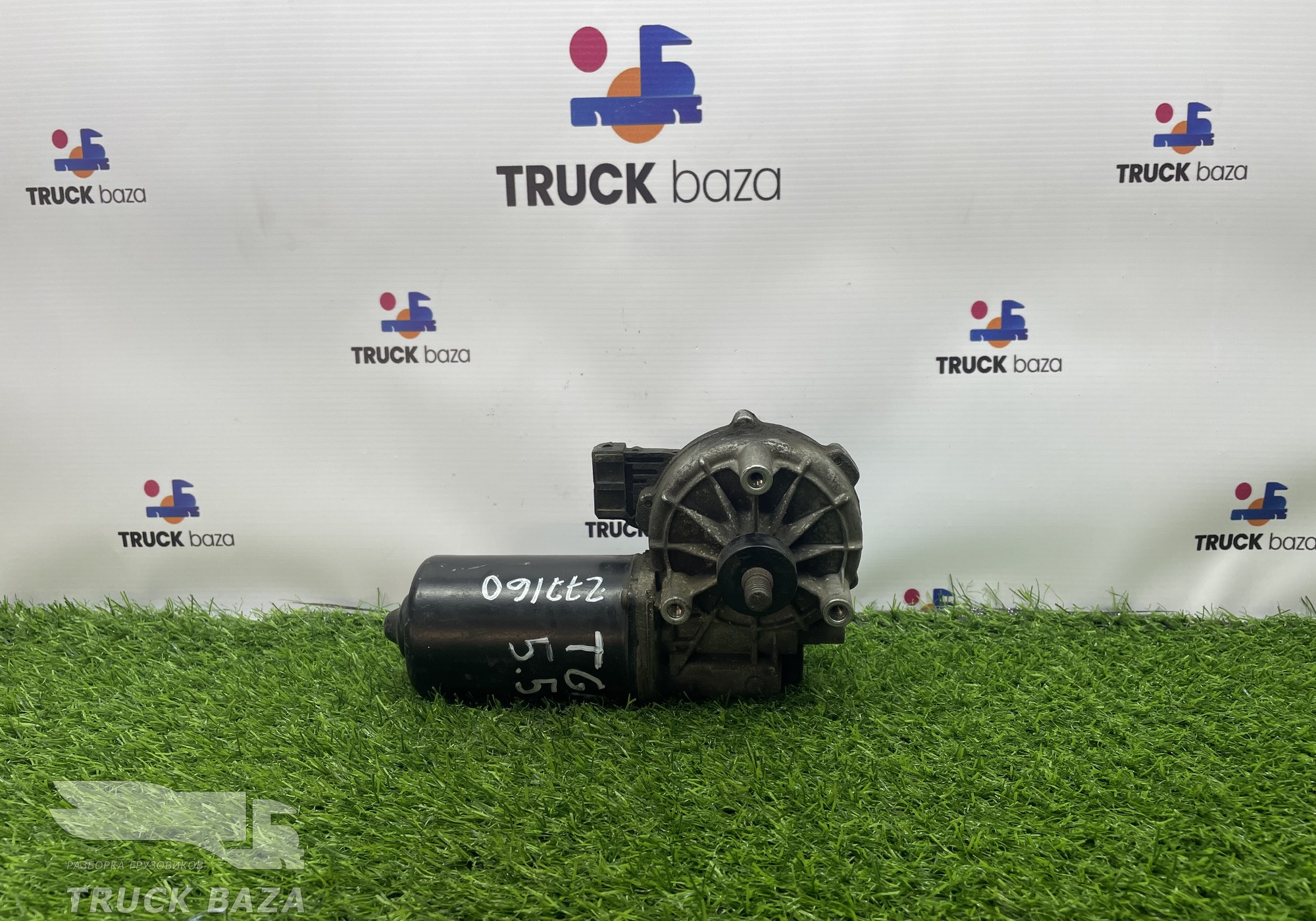 81264016132 Моторчик стеклоочистителя для Man TGA (с 2000 по 2007)