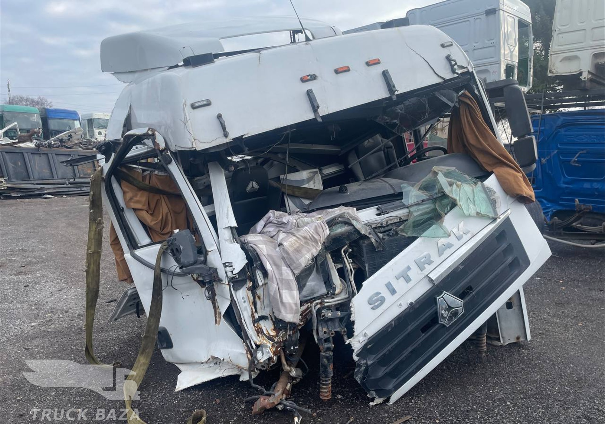Sinotruk Sitrak C7H 2023 г. в разборе