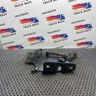 JC46E442A80 Кронштейн правого бокового обтекателя для Ford F-MAX (с 2018)