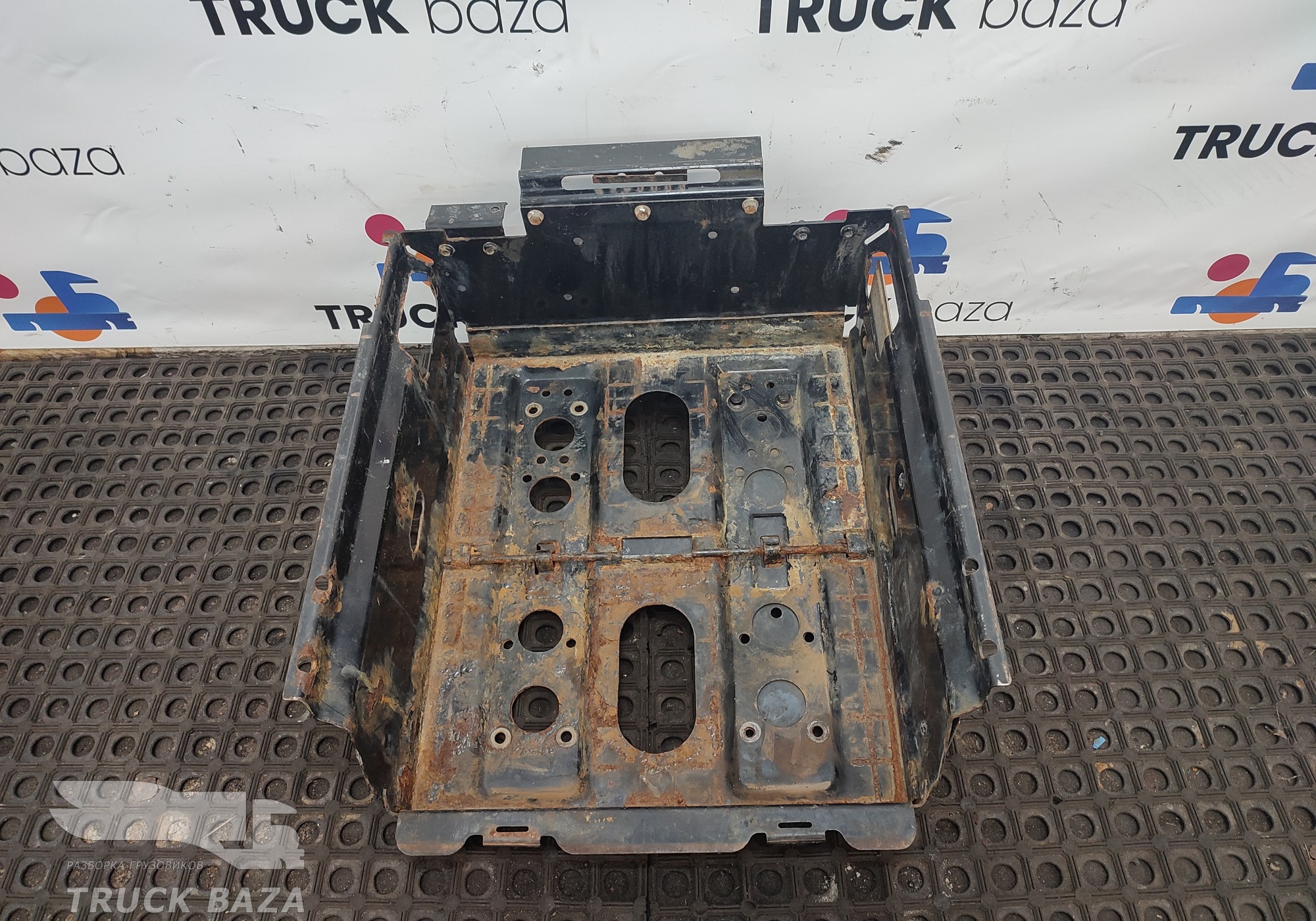 1660372 Ящик АКБ для Daf CF II (с 2006 по 2013)