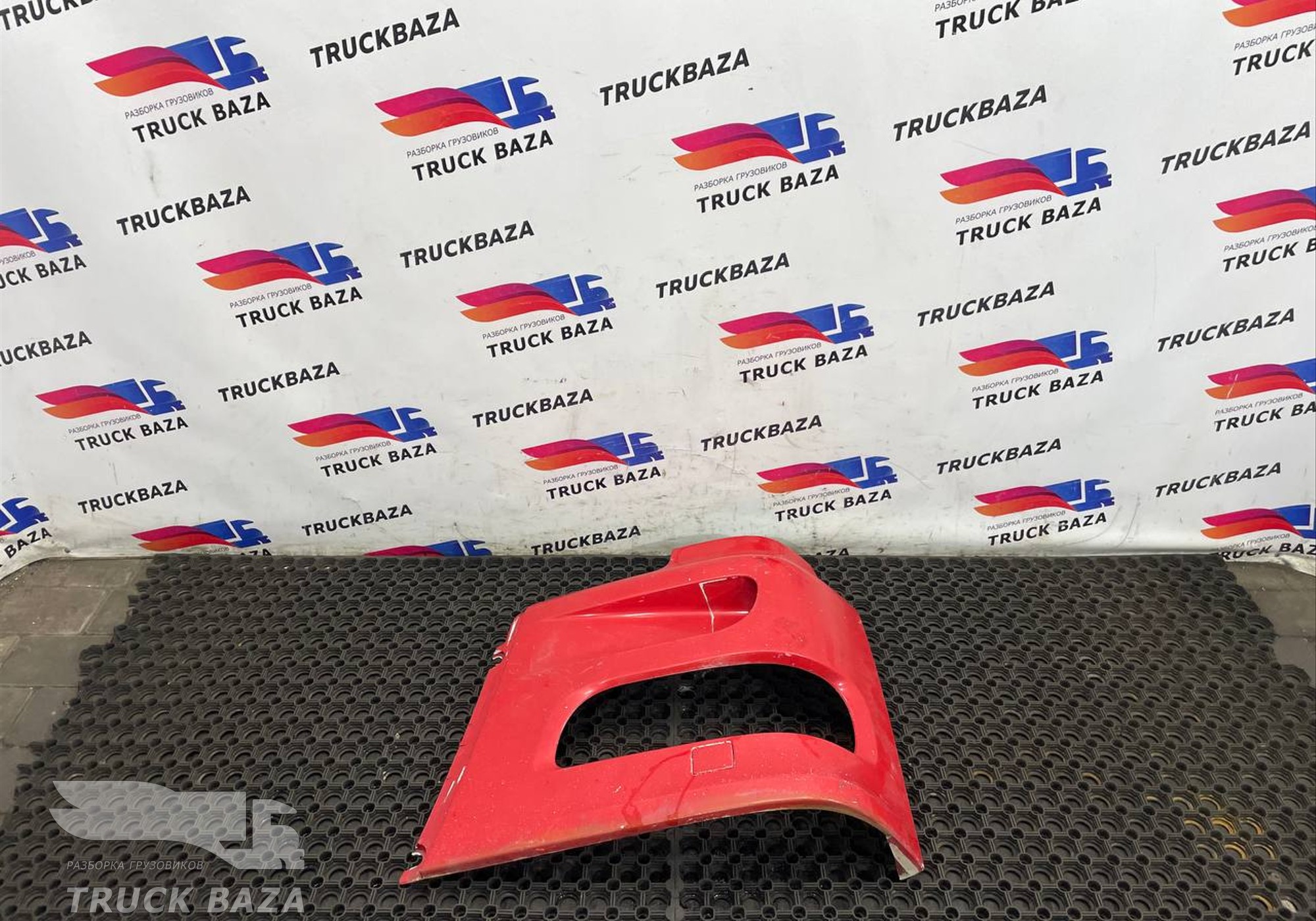 1398263 Облицовка фары левой для Daf XF105 (с 2005)