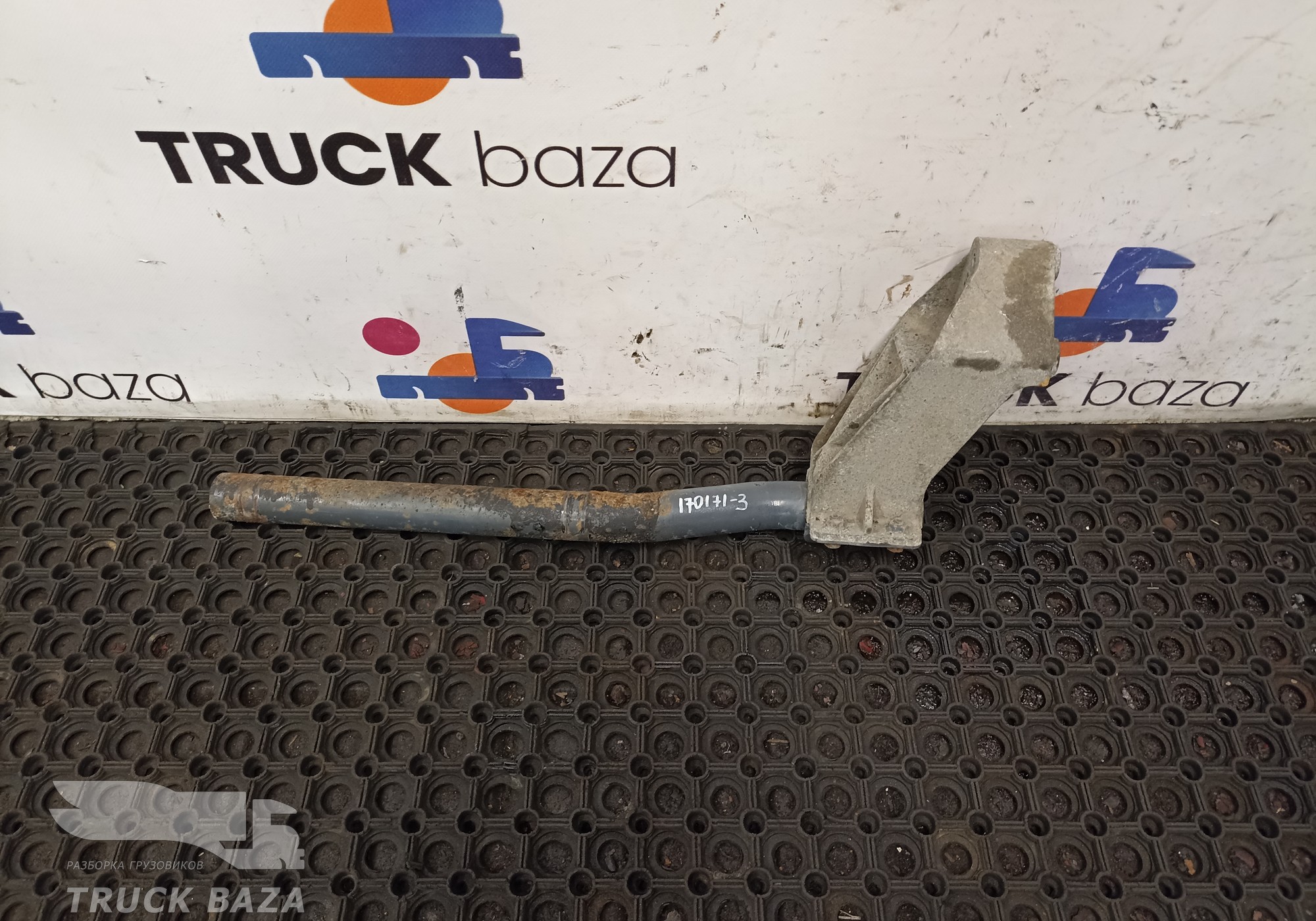 1371224 Кронштейн крыла заднего для Daf XF105 (с 2005)