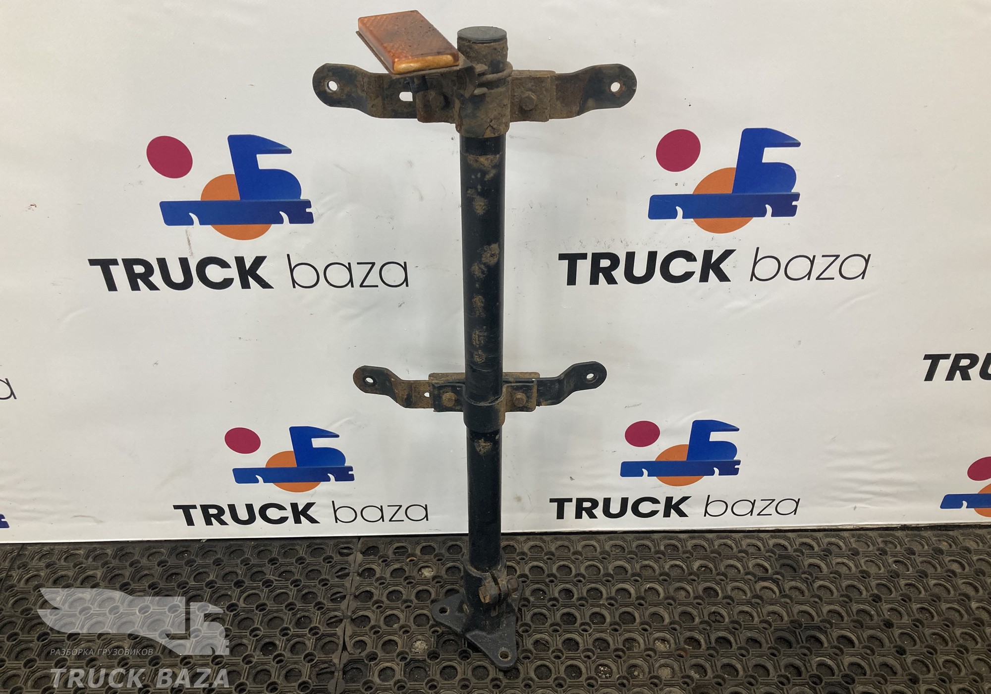 5490840414020 Кронштейн крыла заднего для КАМАЗ 5490 (с 2013)