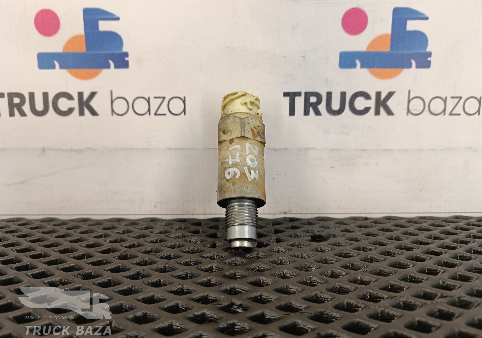 217120100301 Датчик скорости для Volvo