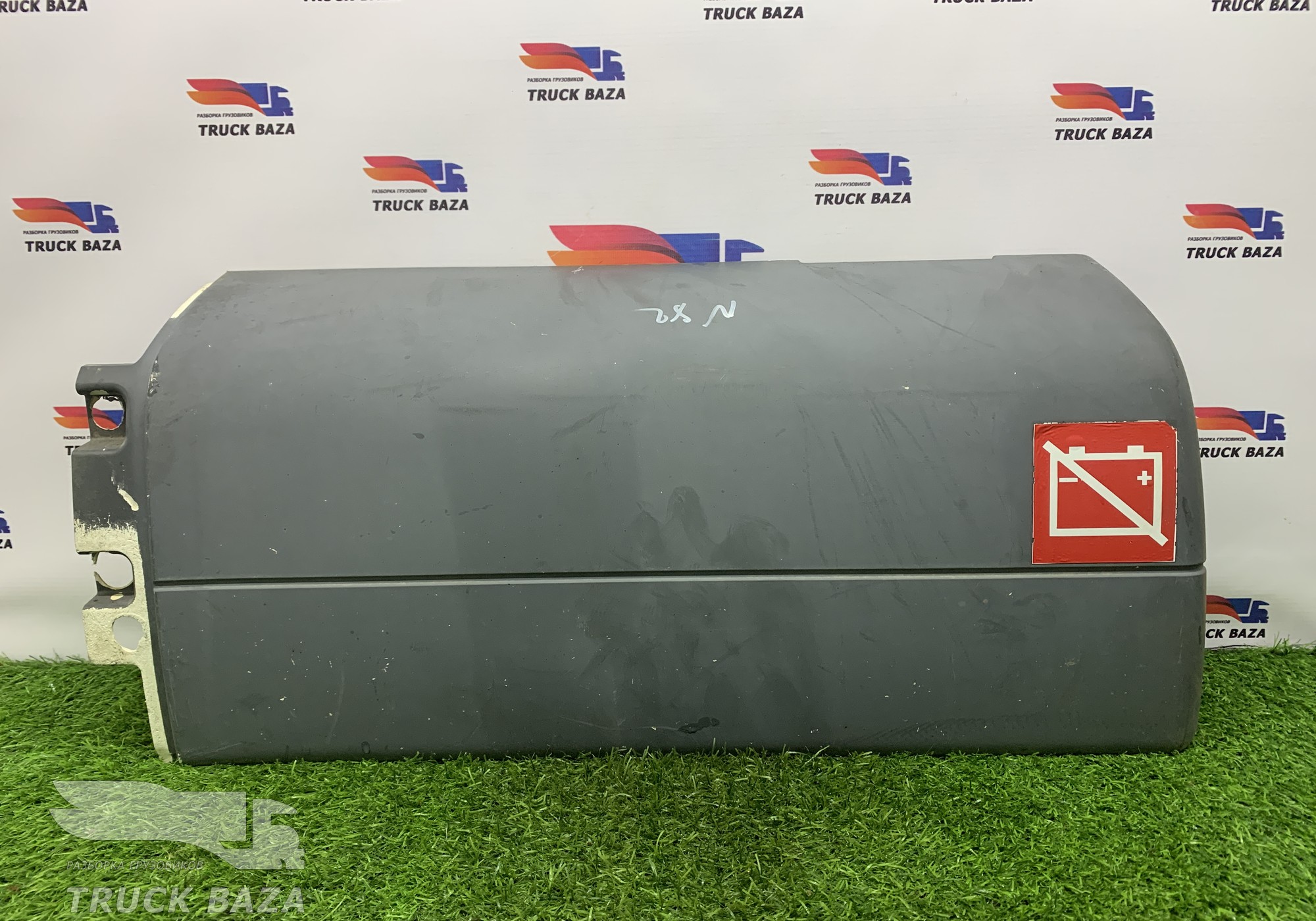 82615100057 Продолжение крыла левого