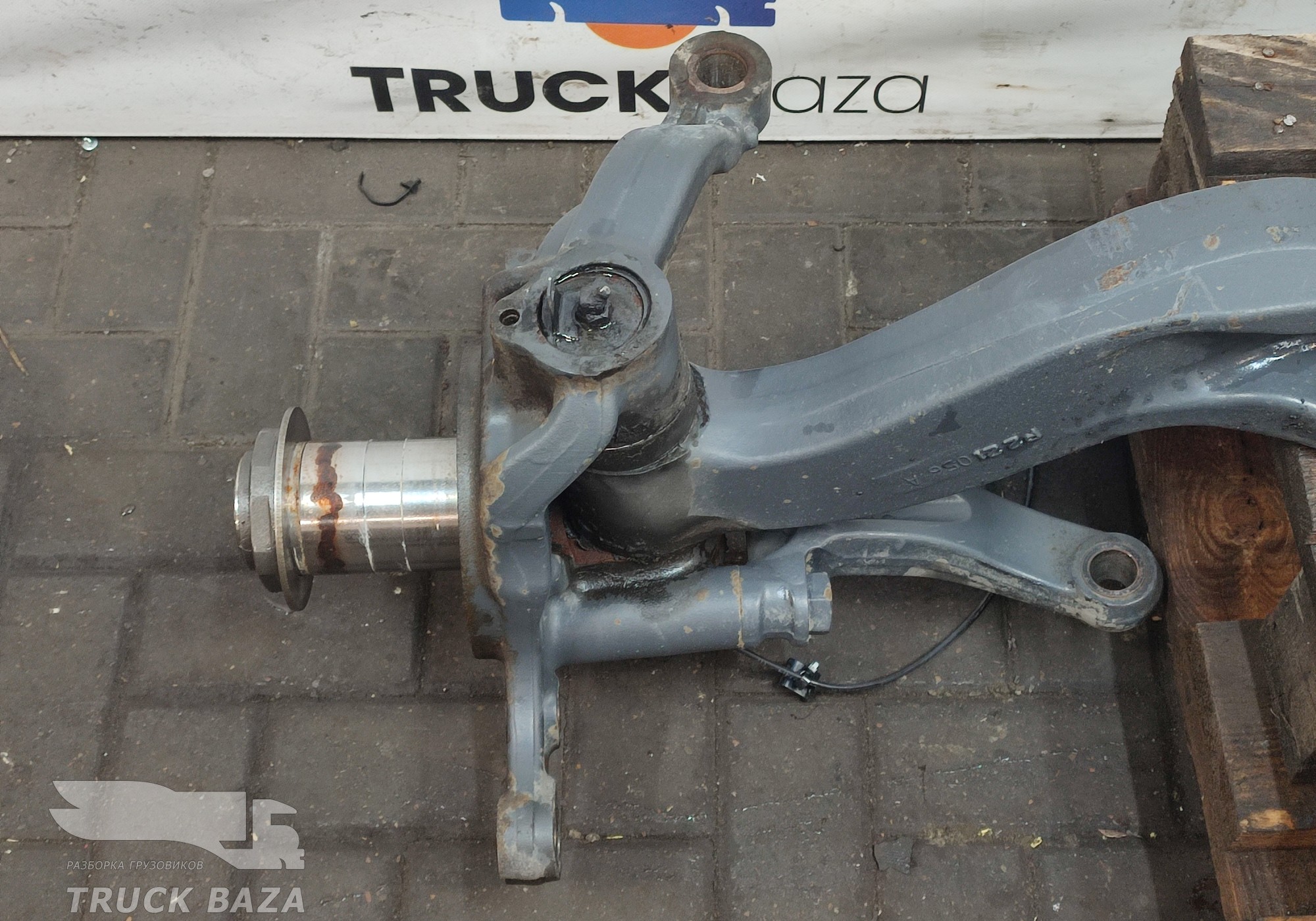 A9603323001 Кулак поворотный левый для Mercedes-Benz Actros New Actros MP4 (с 2011)