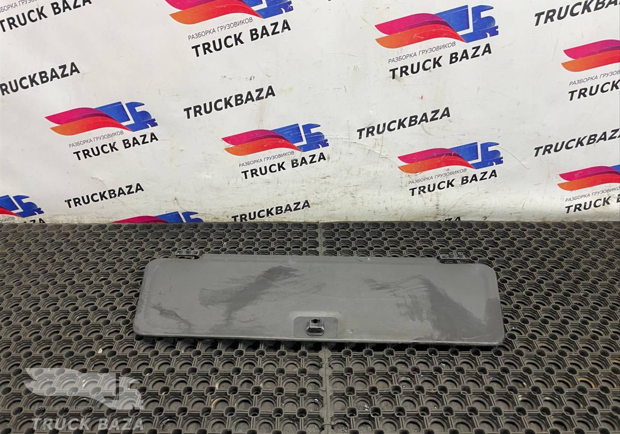 8189415 Крышка бардачка для Volvo FH 1 (с 1993 по 2002)