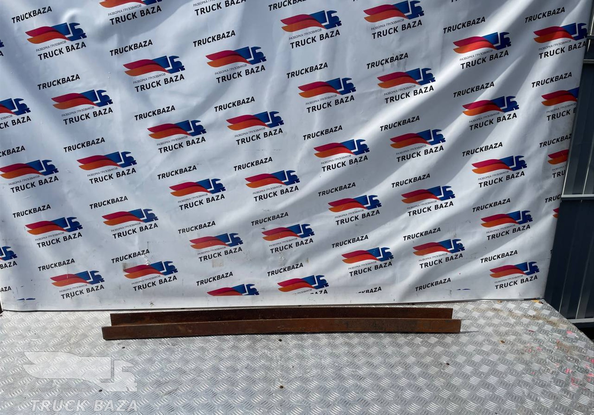 1364961 Кронштейн рамы ШМИТЦ для Полуприцепы Schmitz