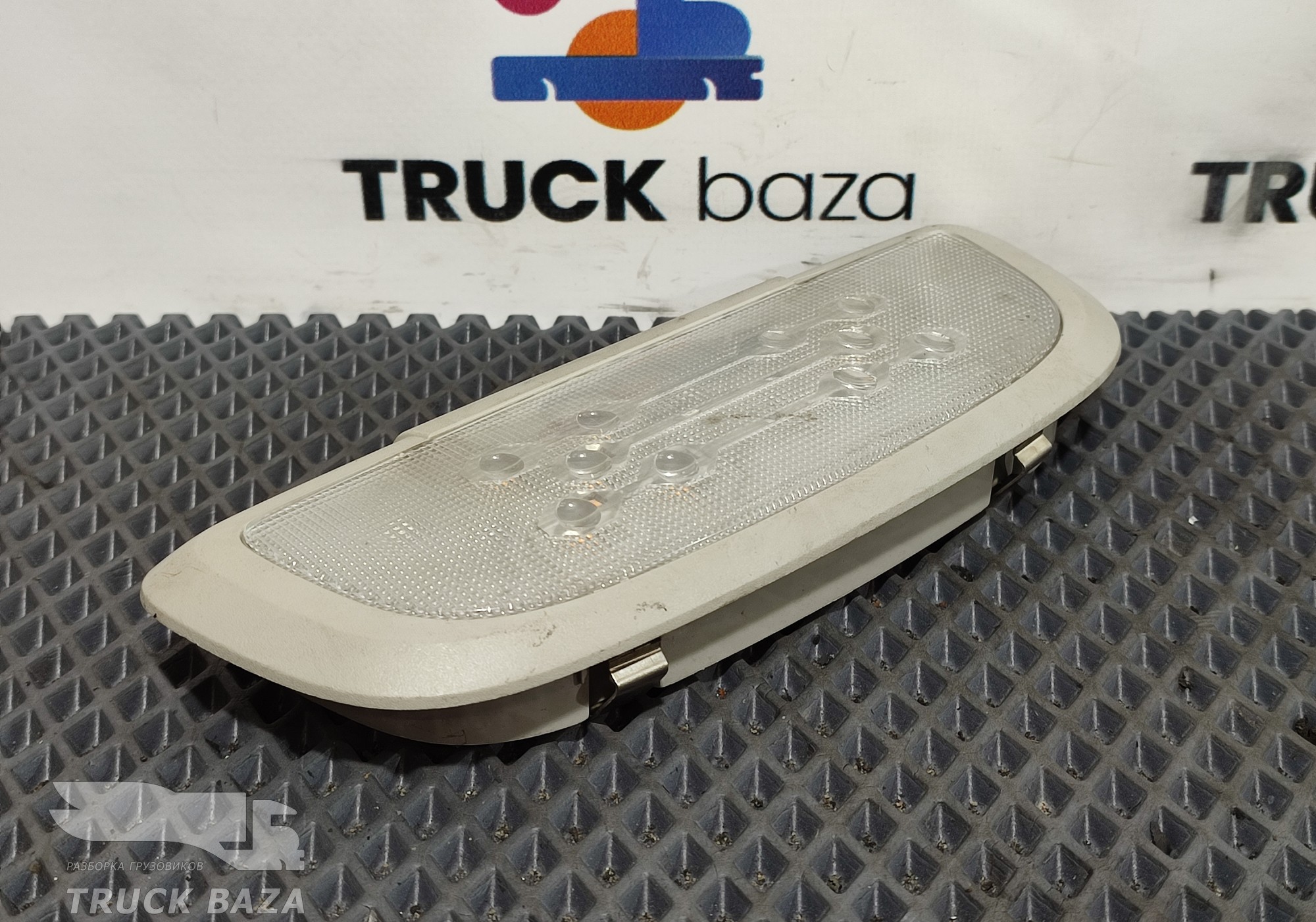 JC4613776ABW Плафон салонный для Ford F-MAX (с 2018)